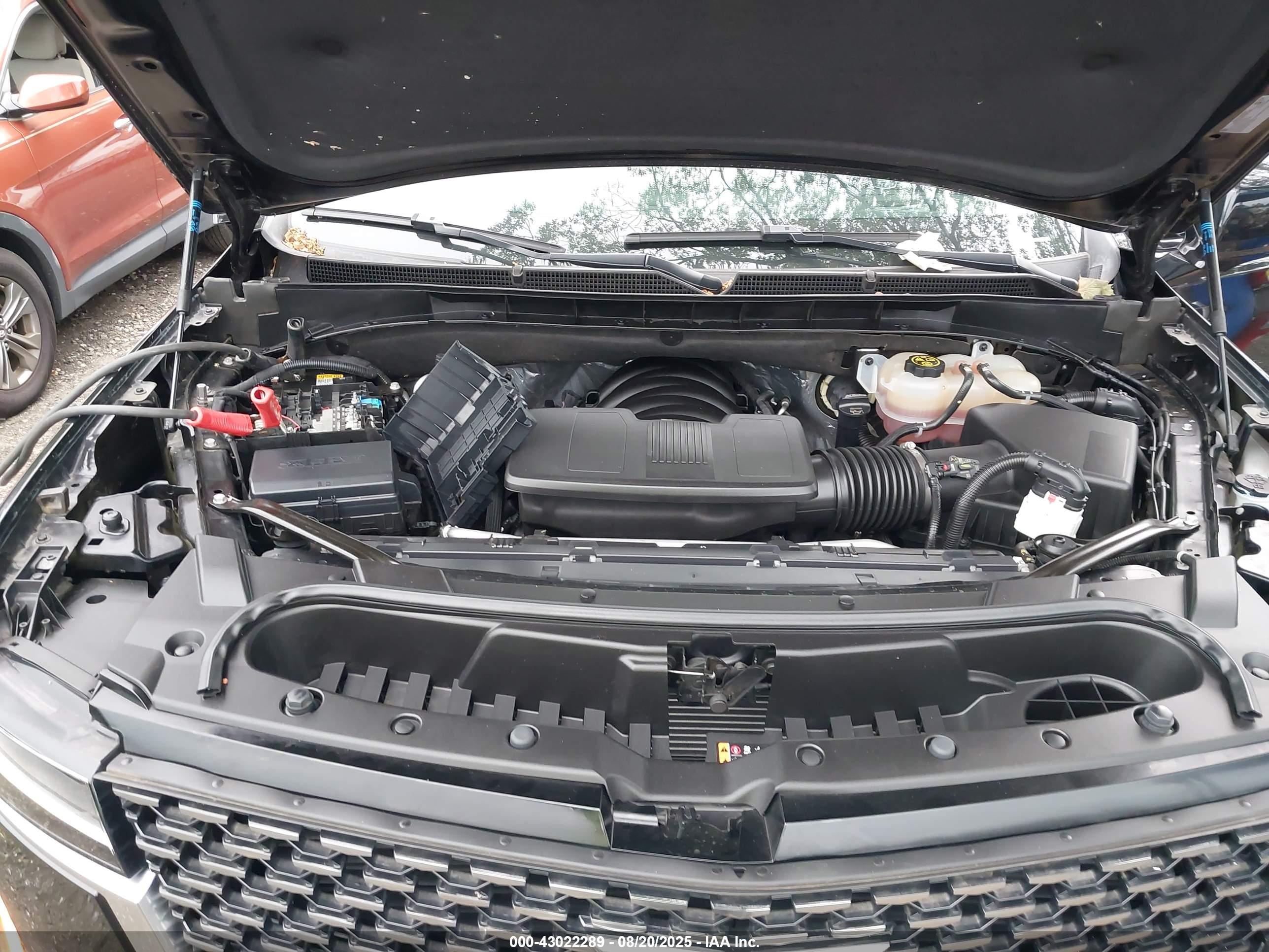 CADILLAC ESCALADE image 10