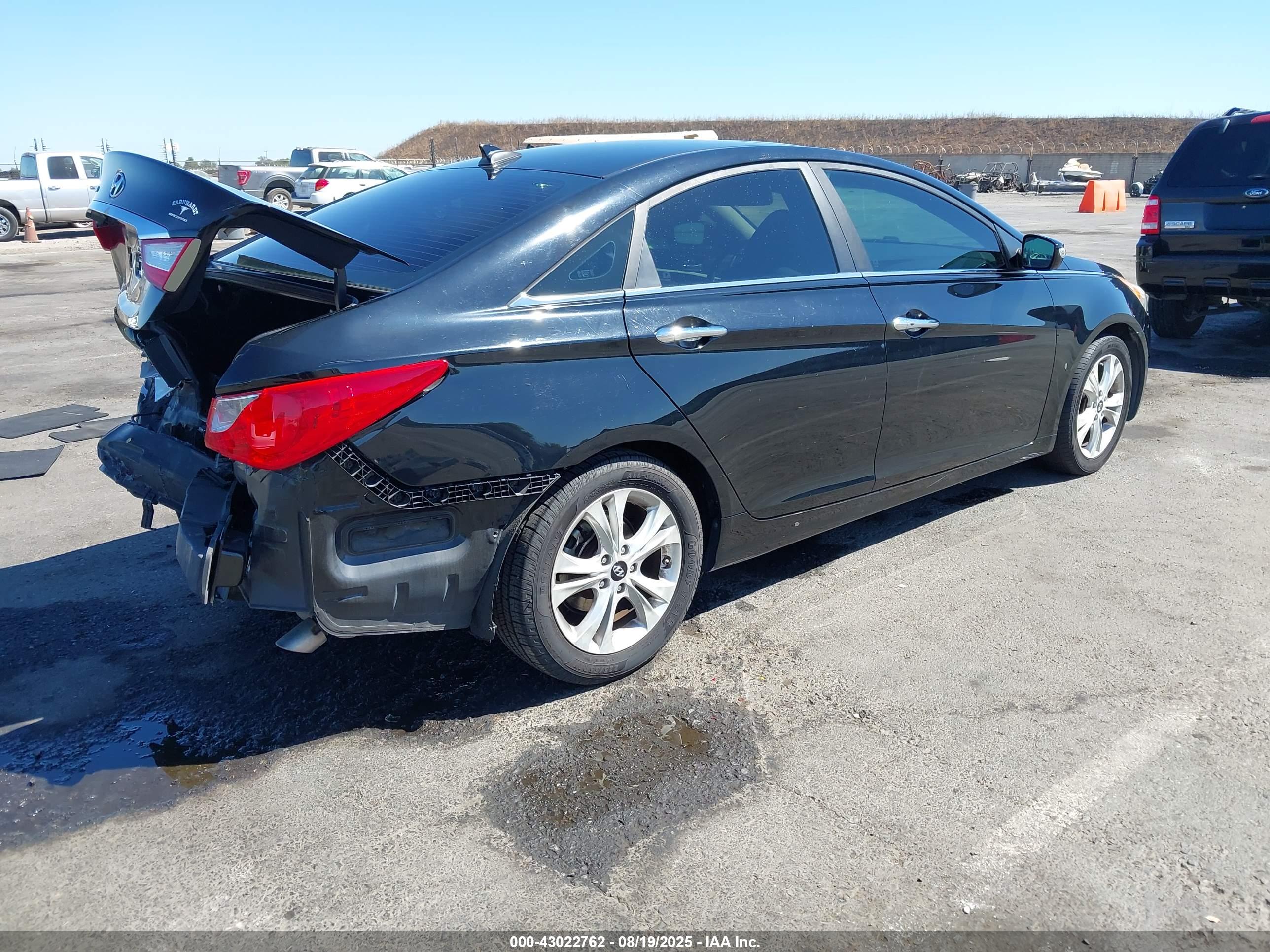 HYUNDAI SONATA image 4
