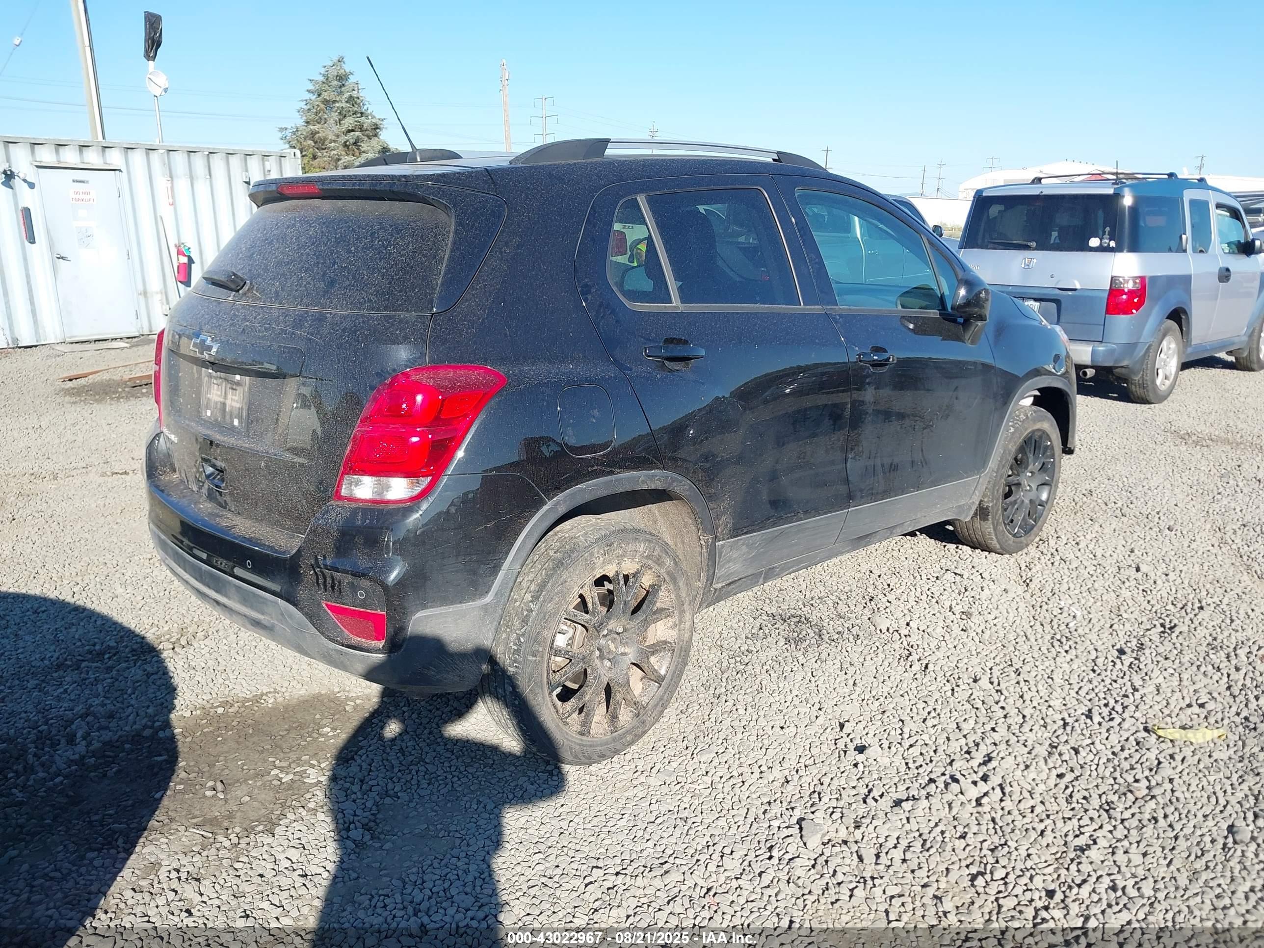 CHEVROLET TRAX image 4