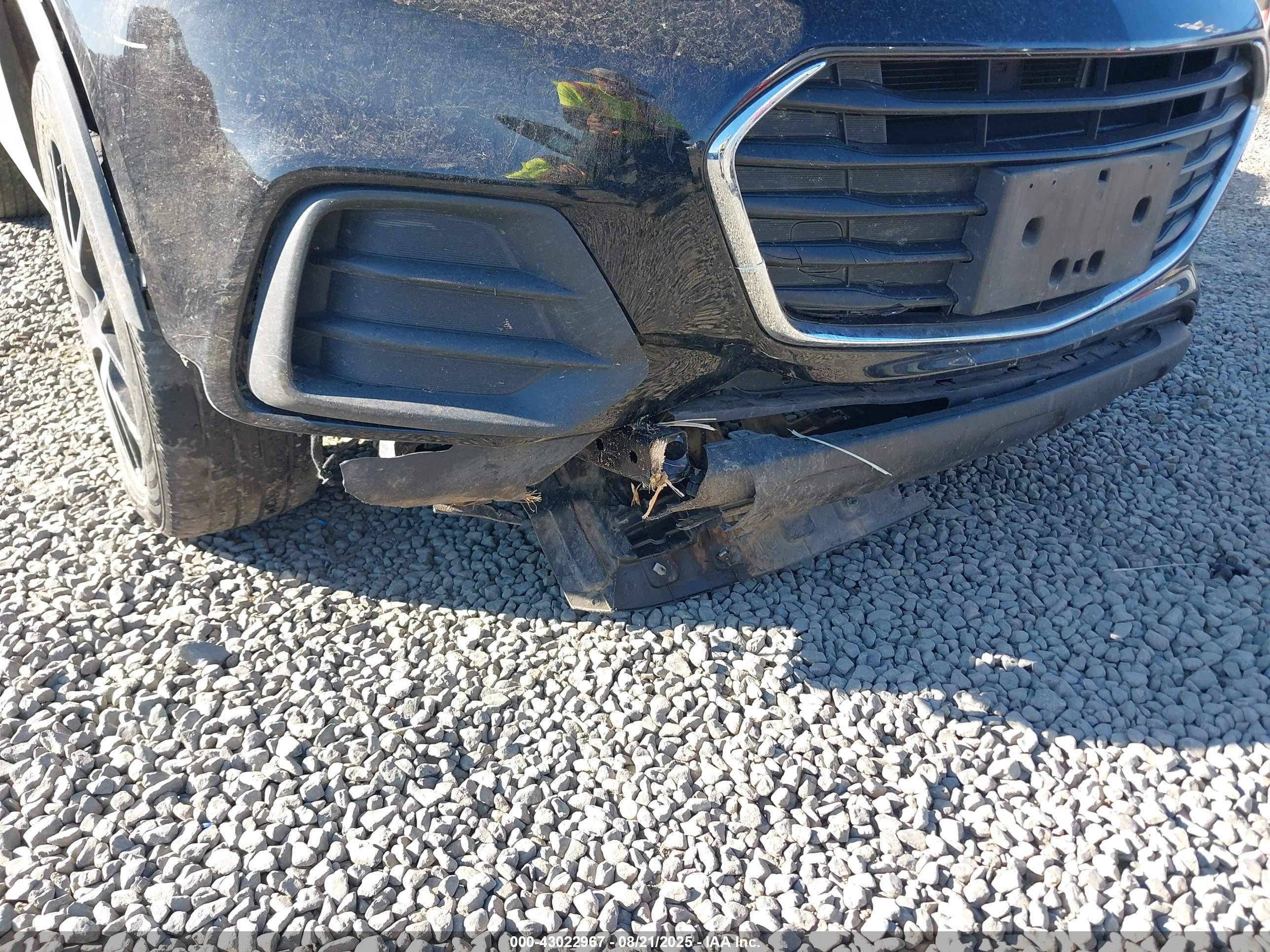 CHEVROLET TRAX image 6