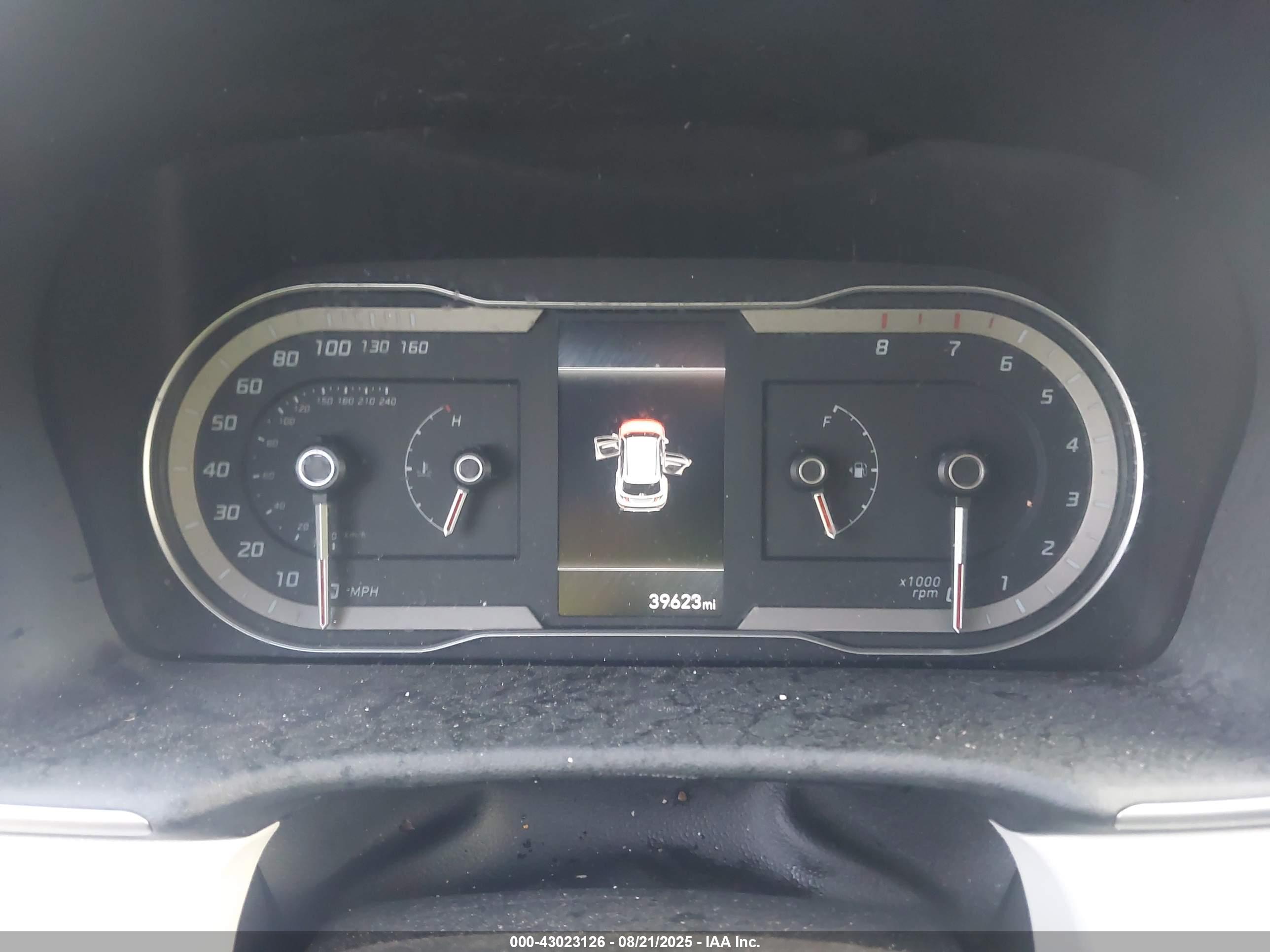 HYUNDAI TUCSON image 7