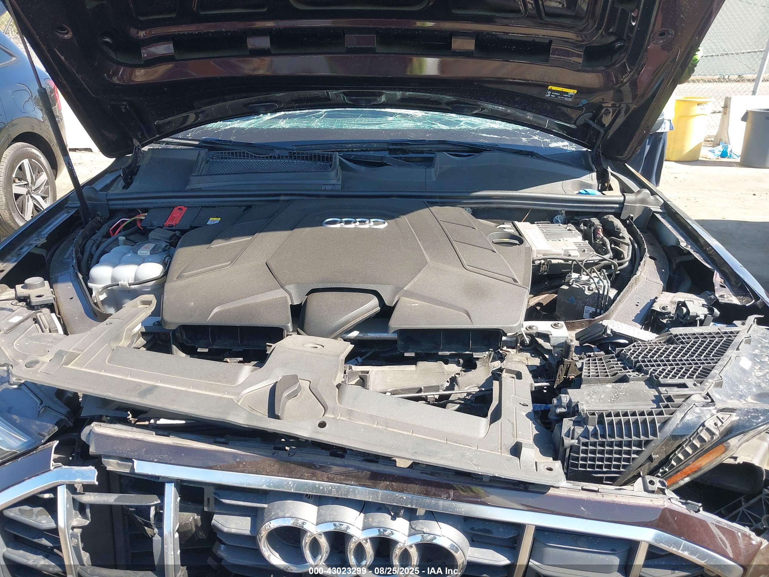 AUDI Q7 image 10