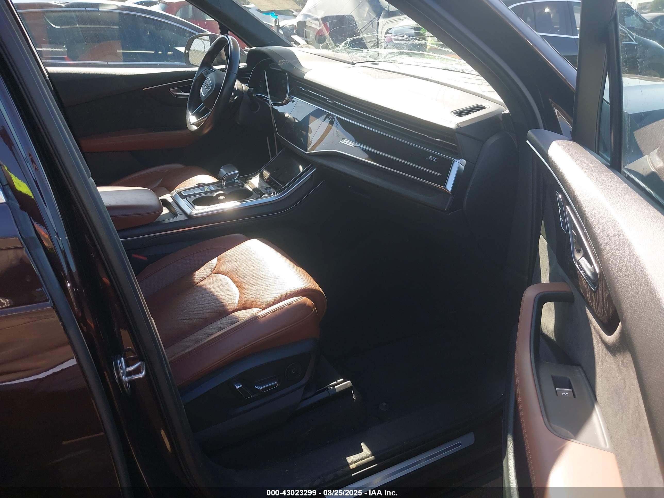 AUDI Q7 image 5