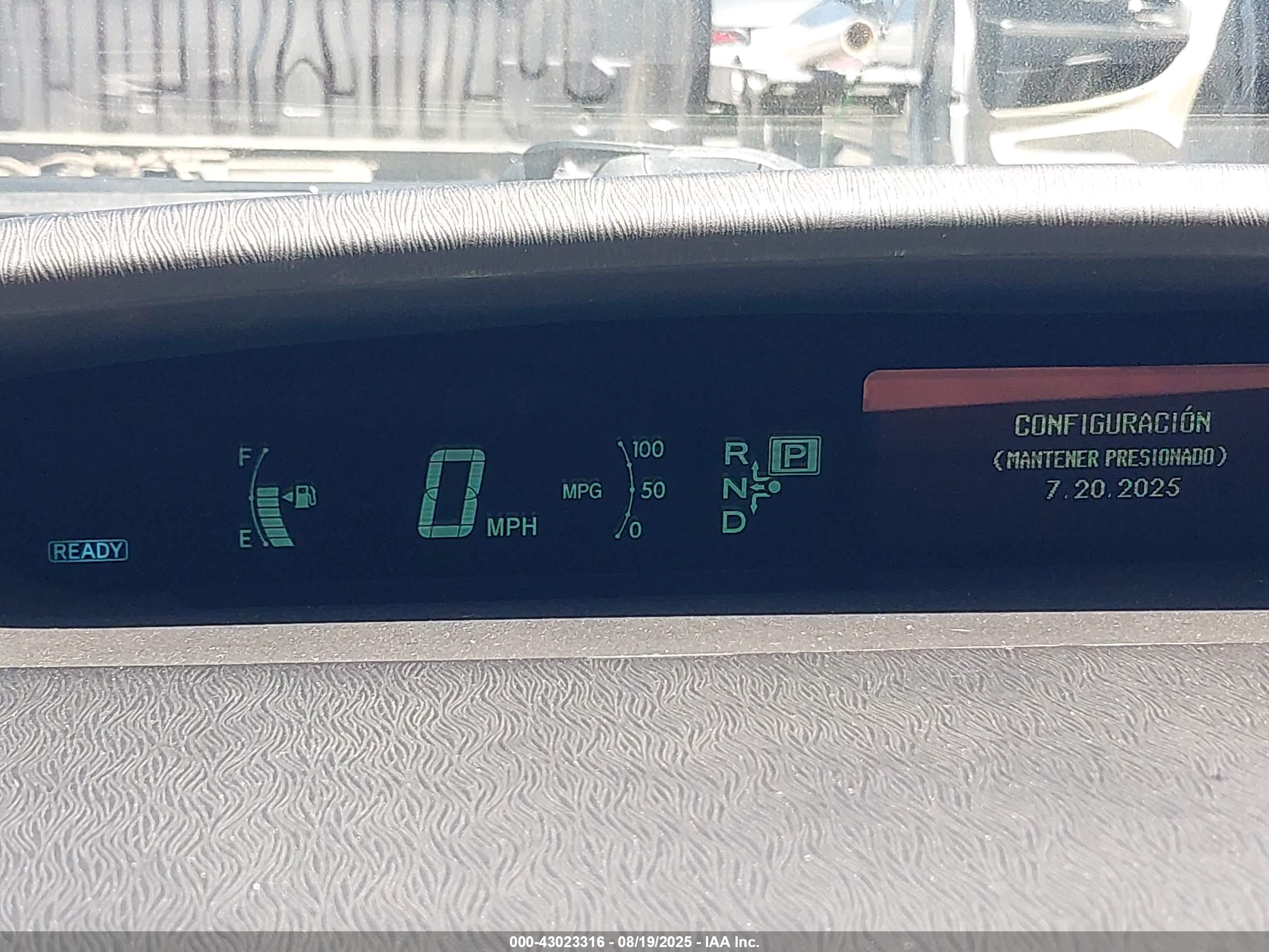 TOYOTA PRIUS image 7