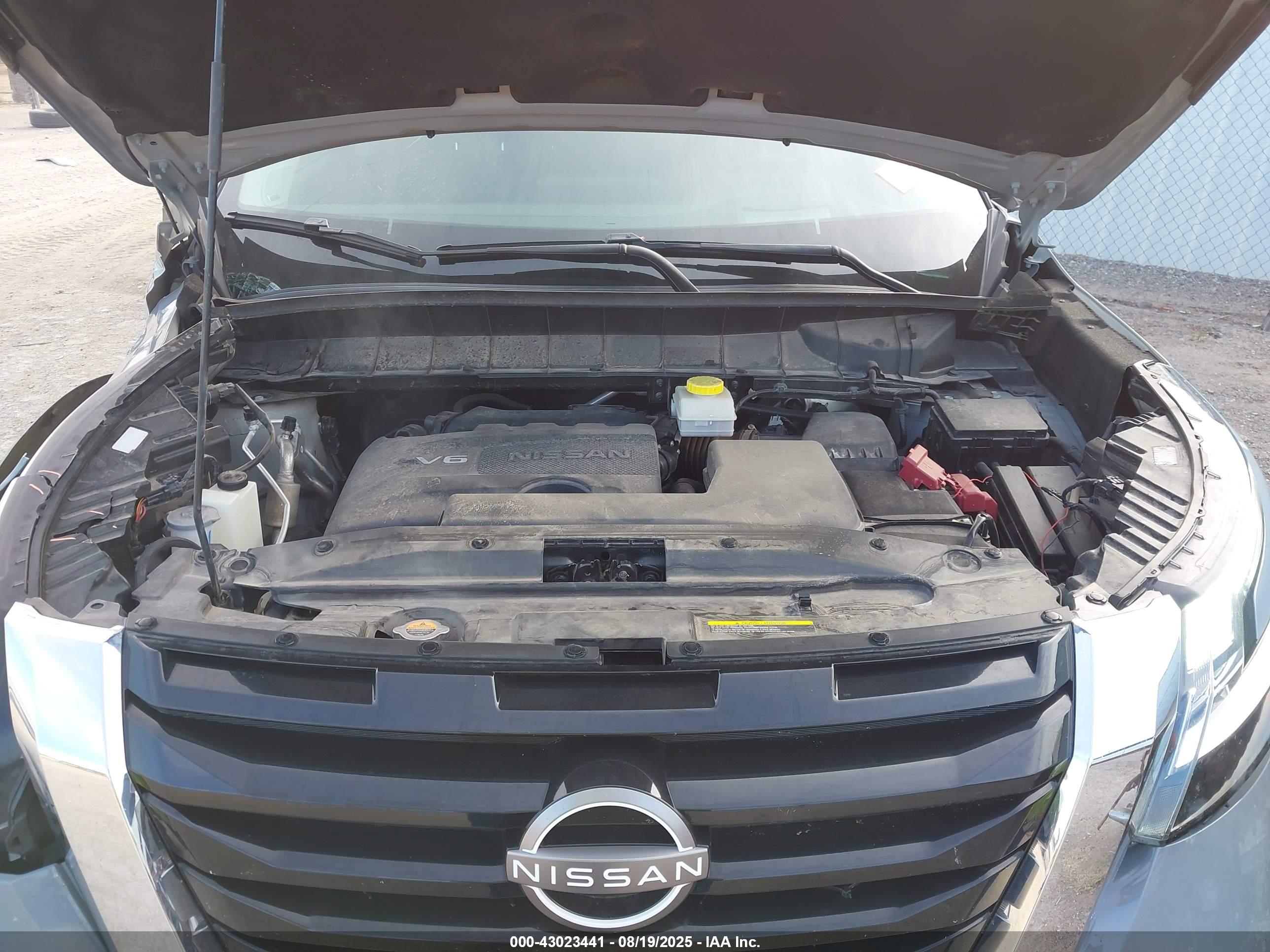 NISSAN PATHFINDER image 10