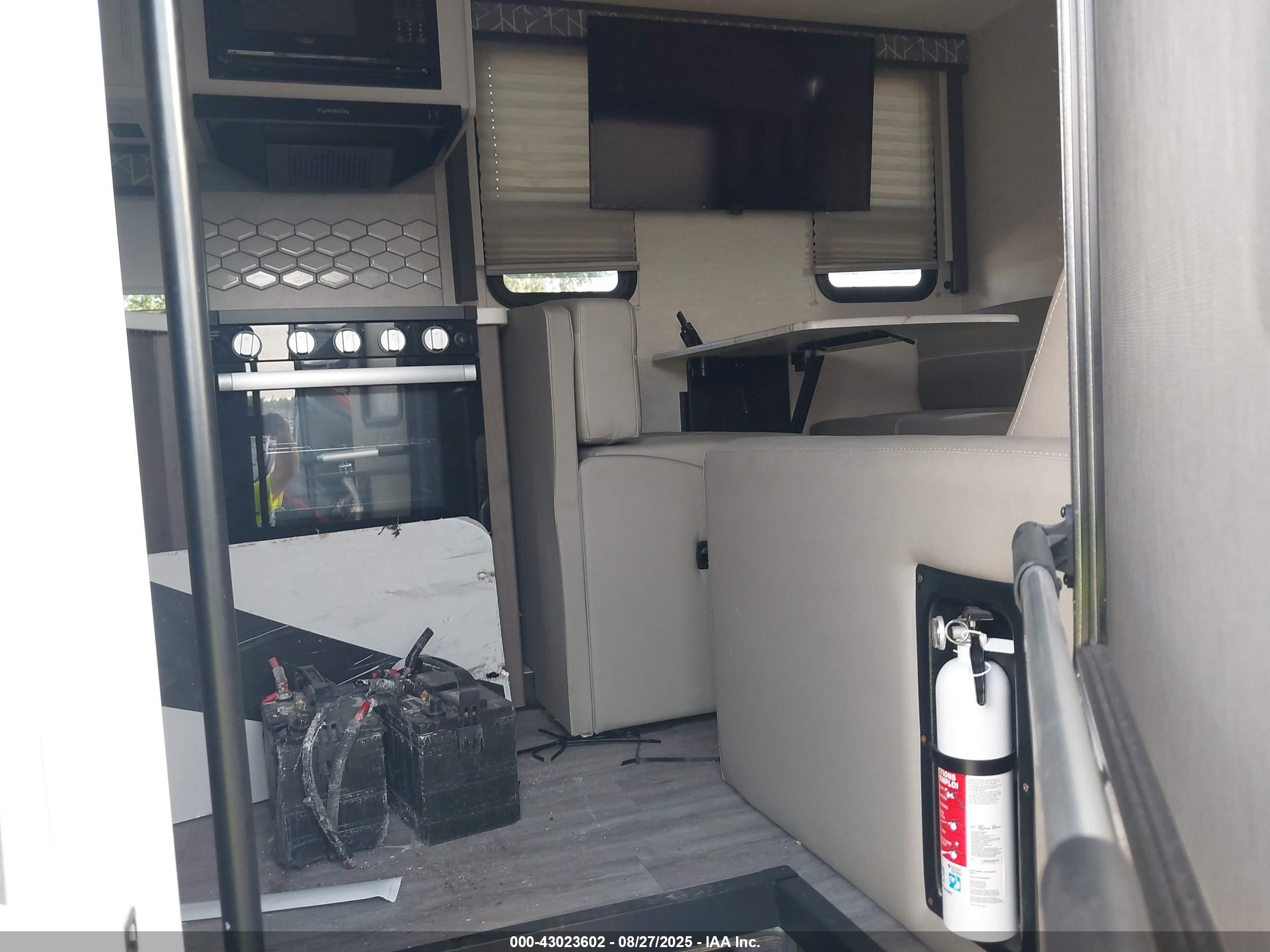 FORD F53 image 5