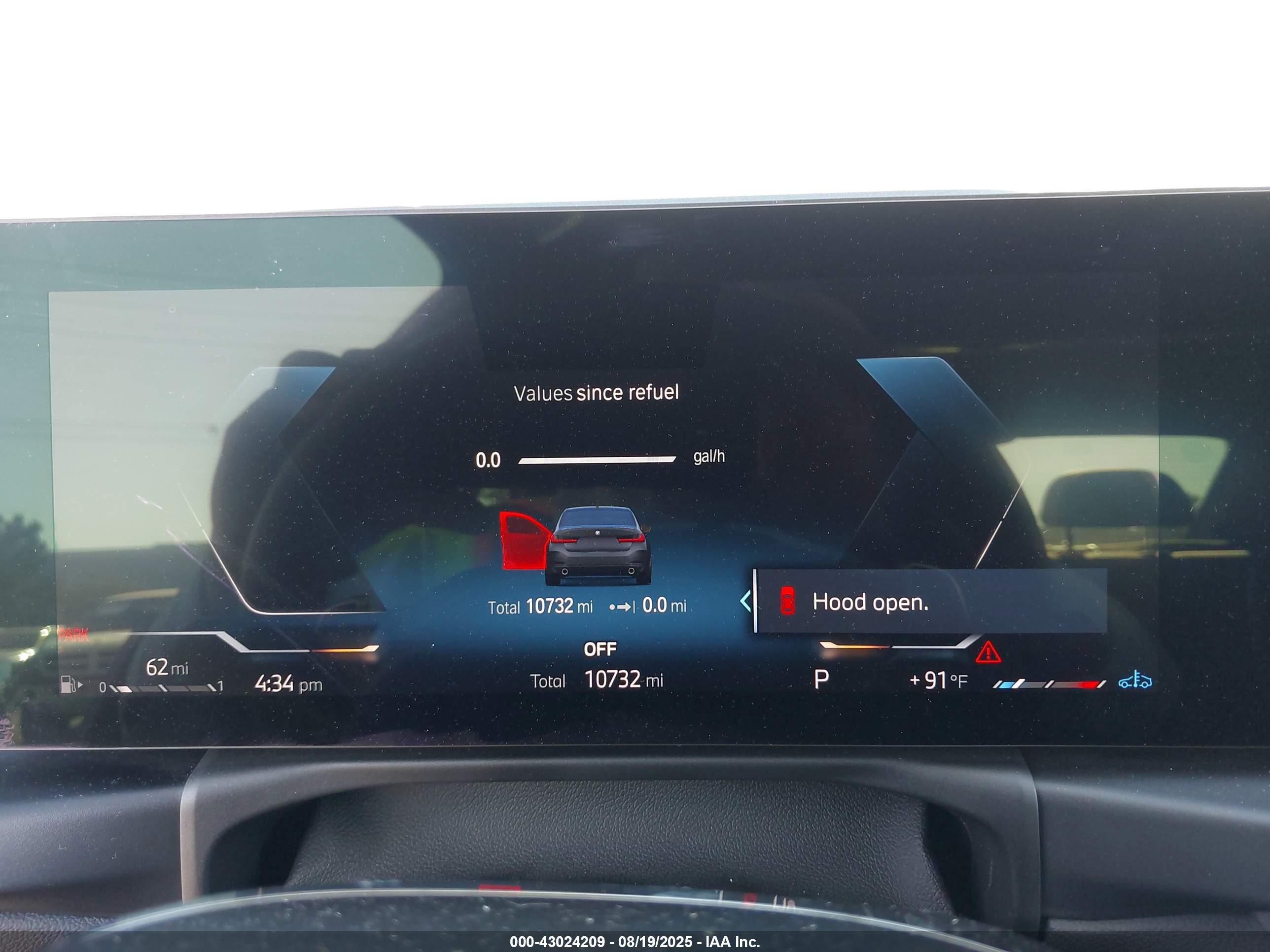 BMW 330I image 7
