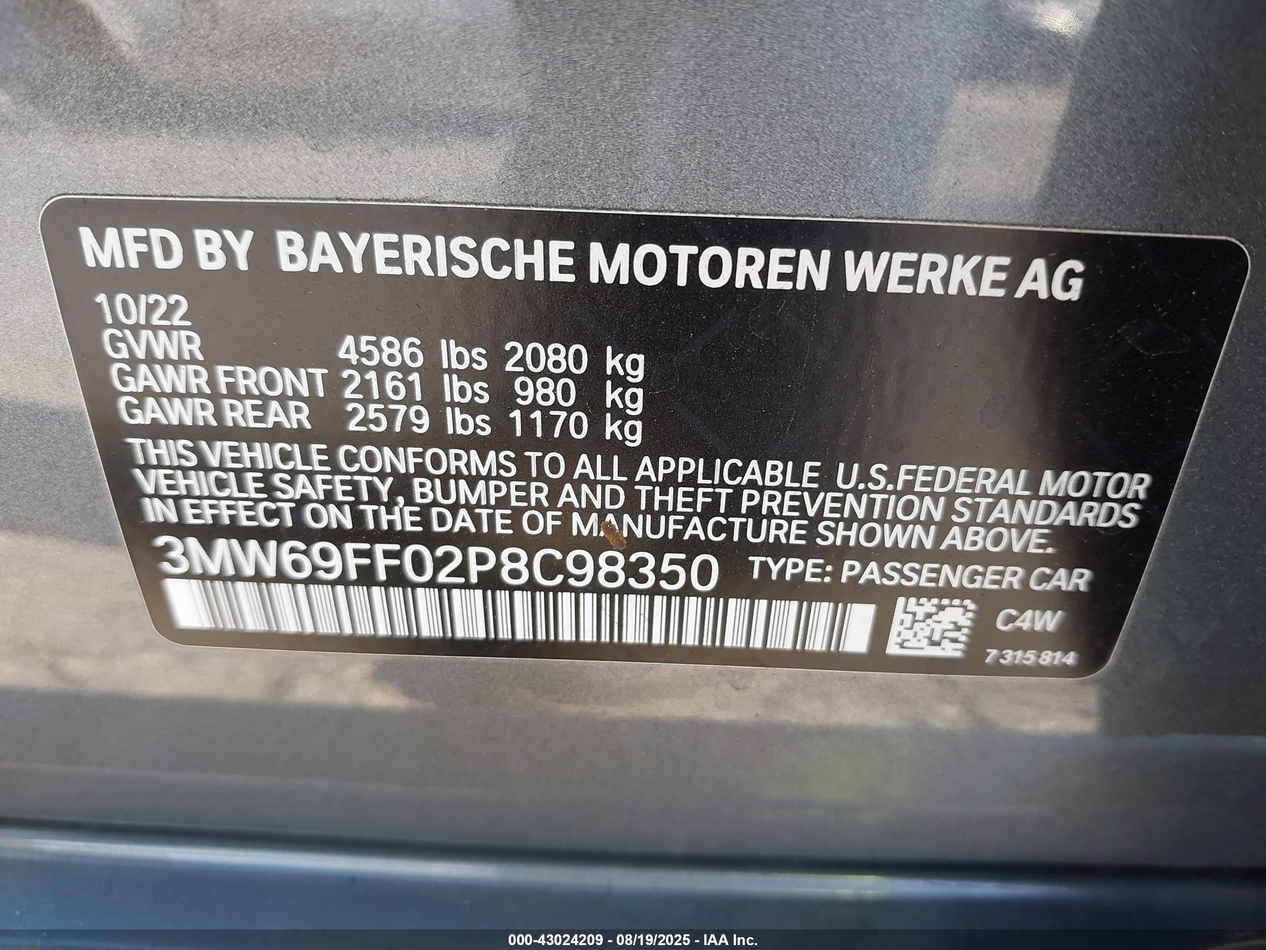 BMW 330I image 9