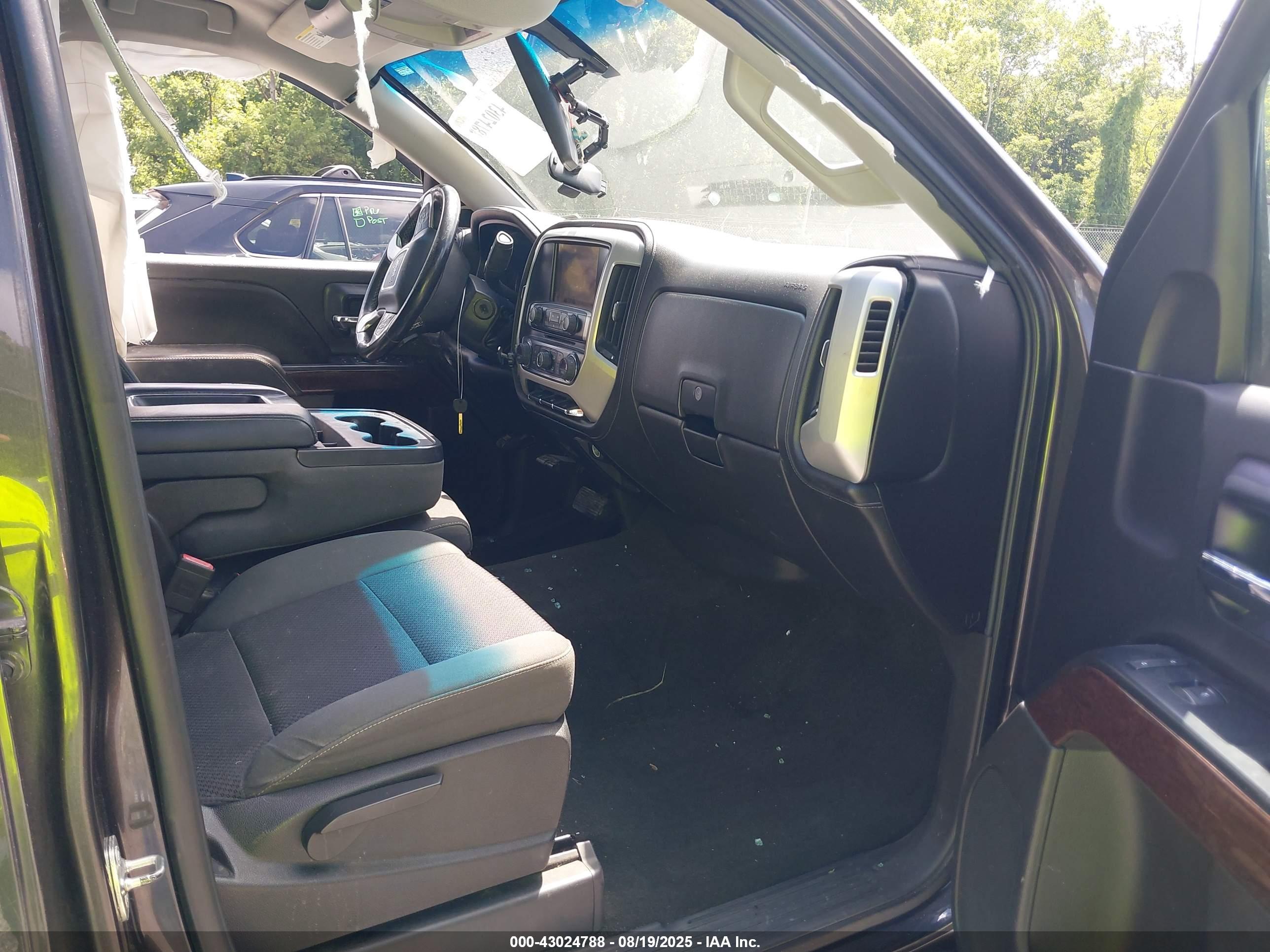 GMC SIERRA image 5
