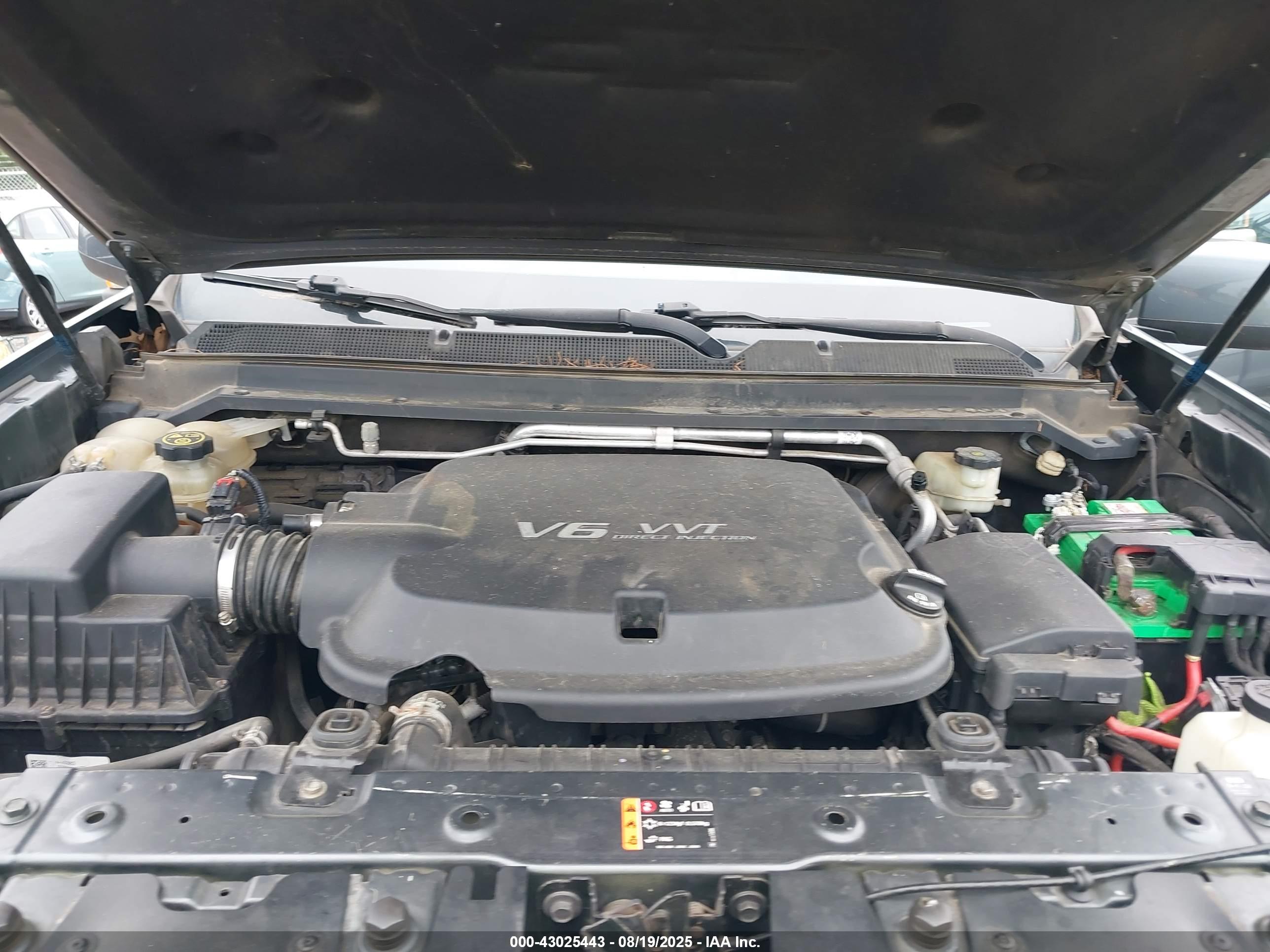 CHEVROLET COLORADO image 10