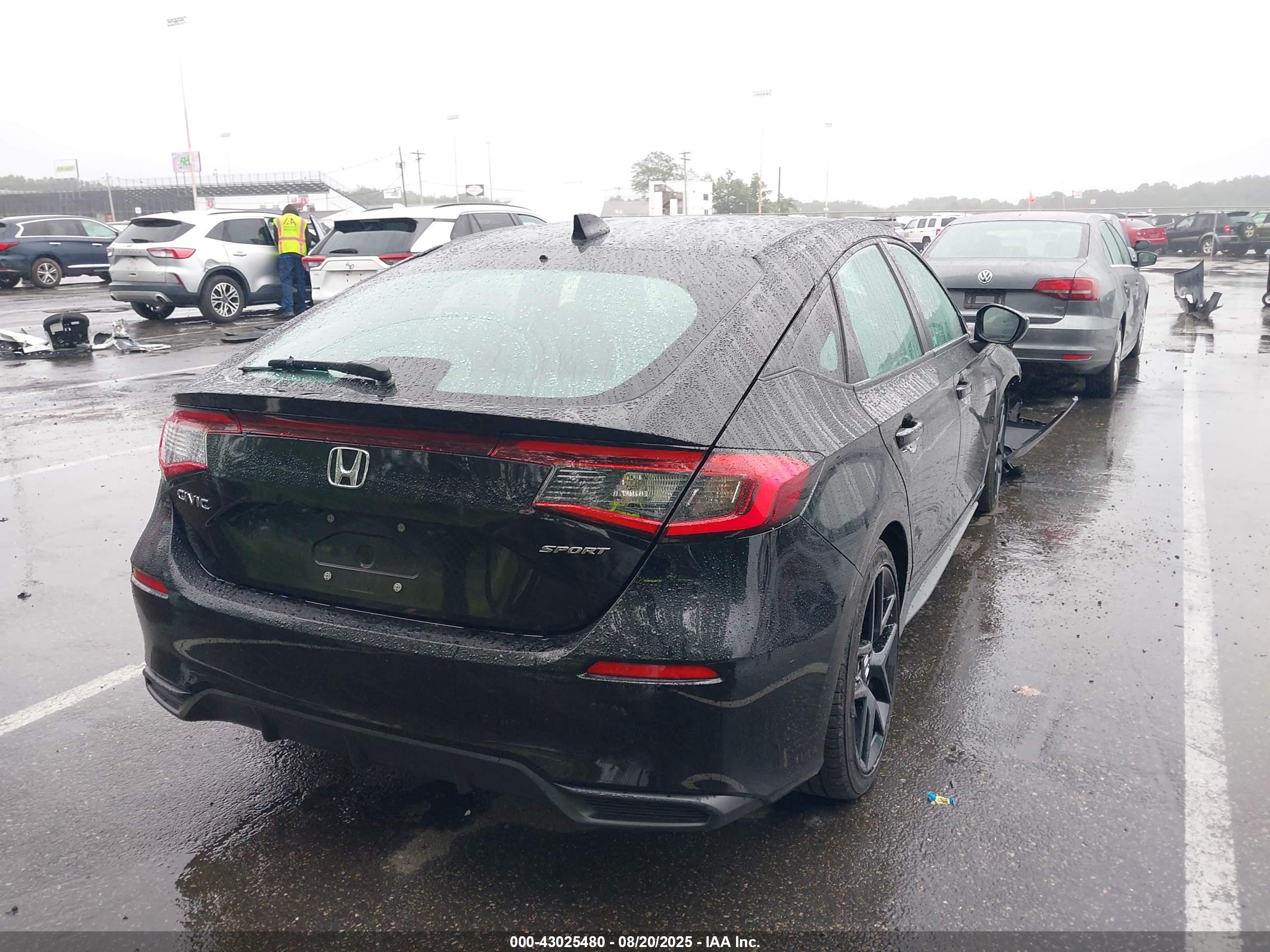 HONDA CIVIC image 4