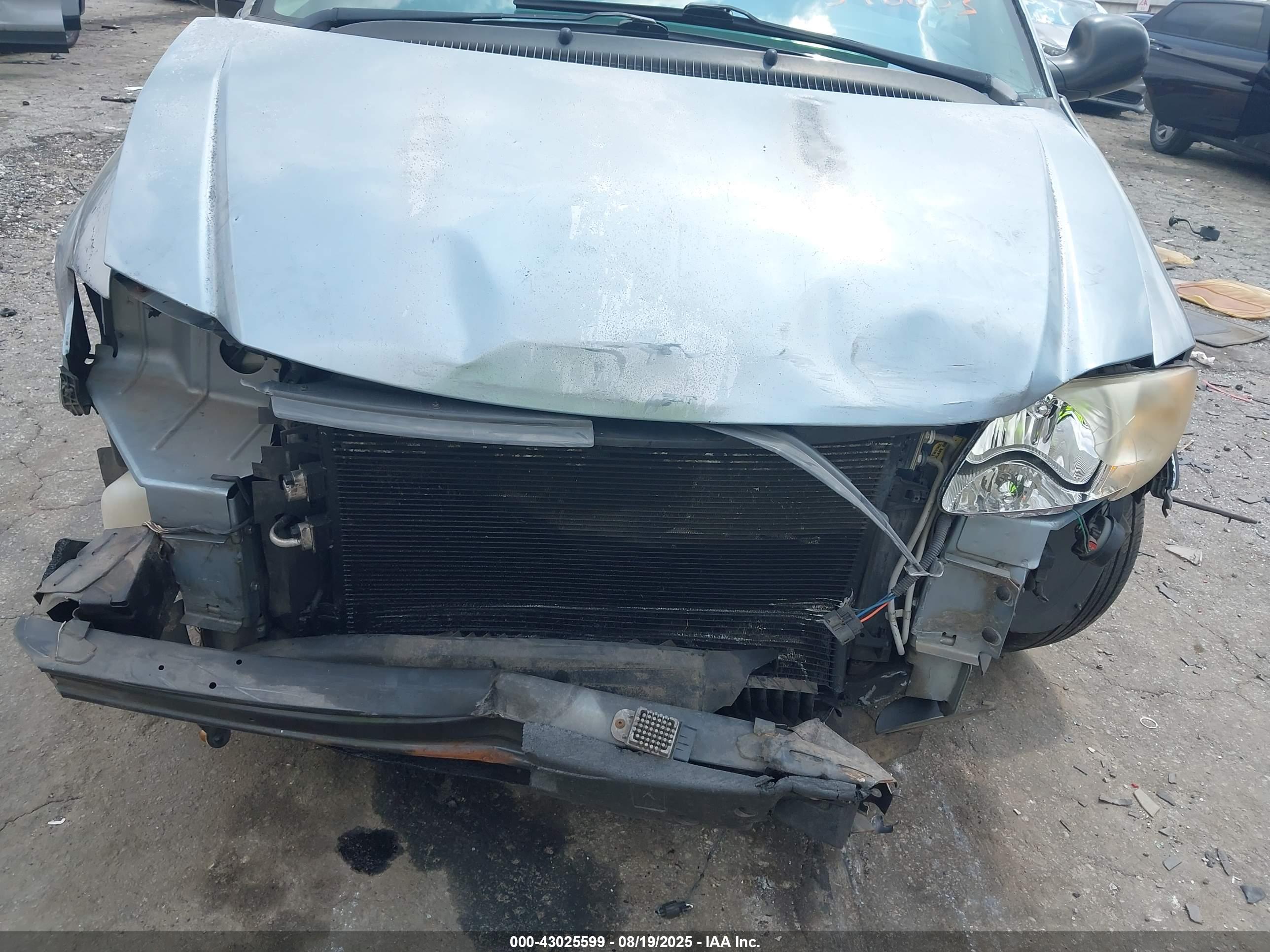 DODGE GRAND image 6