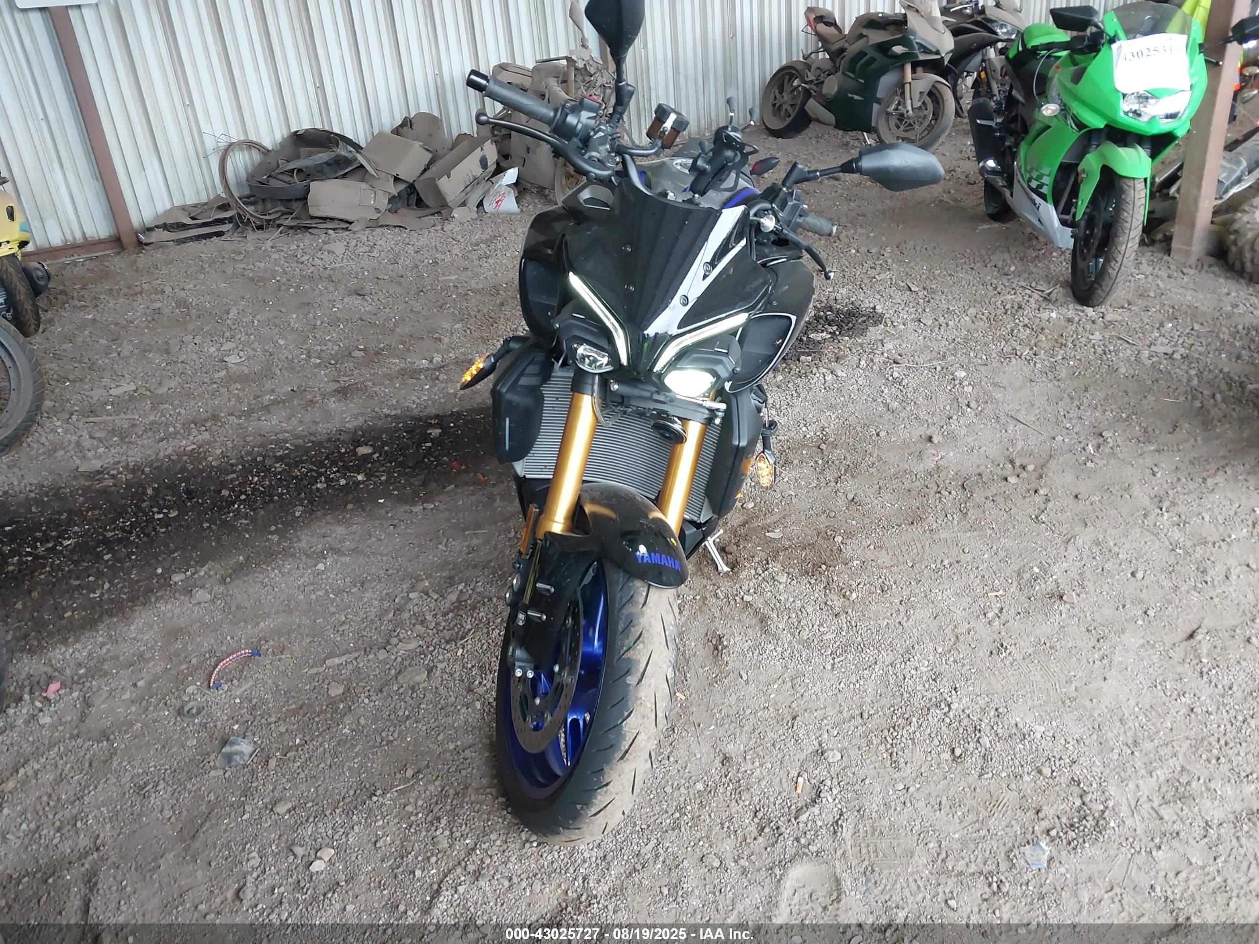 YAMAHA MTN1000 image 5