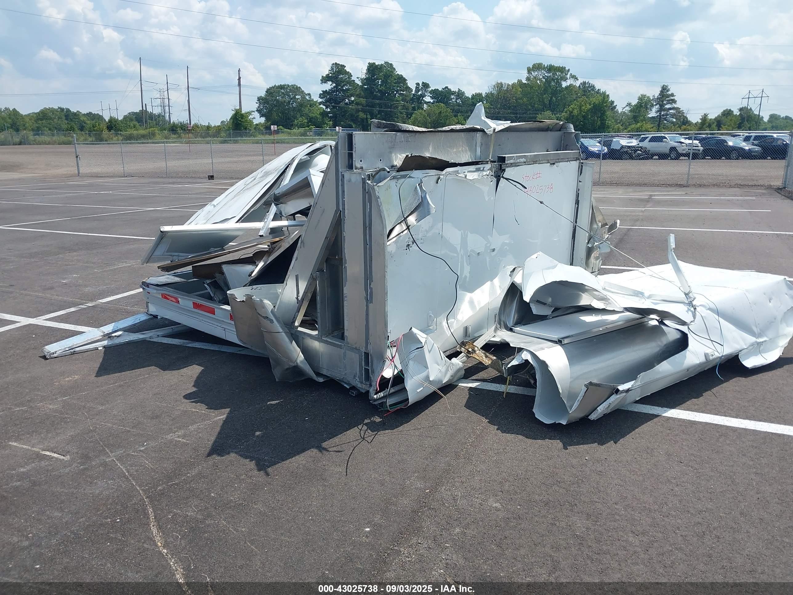 INTECH TRAILER image 3
