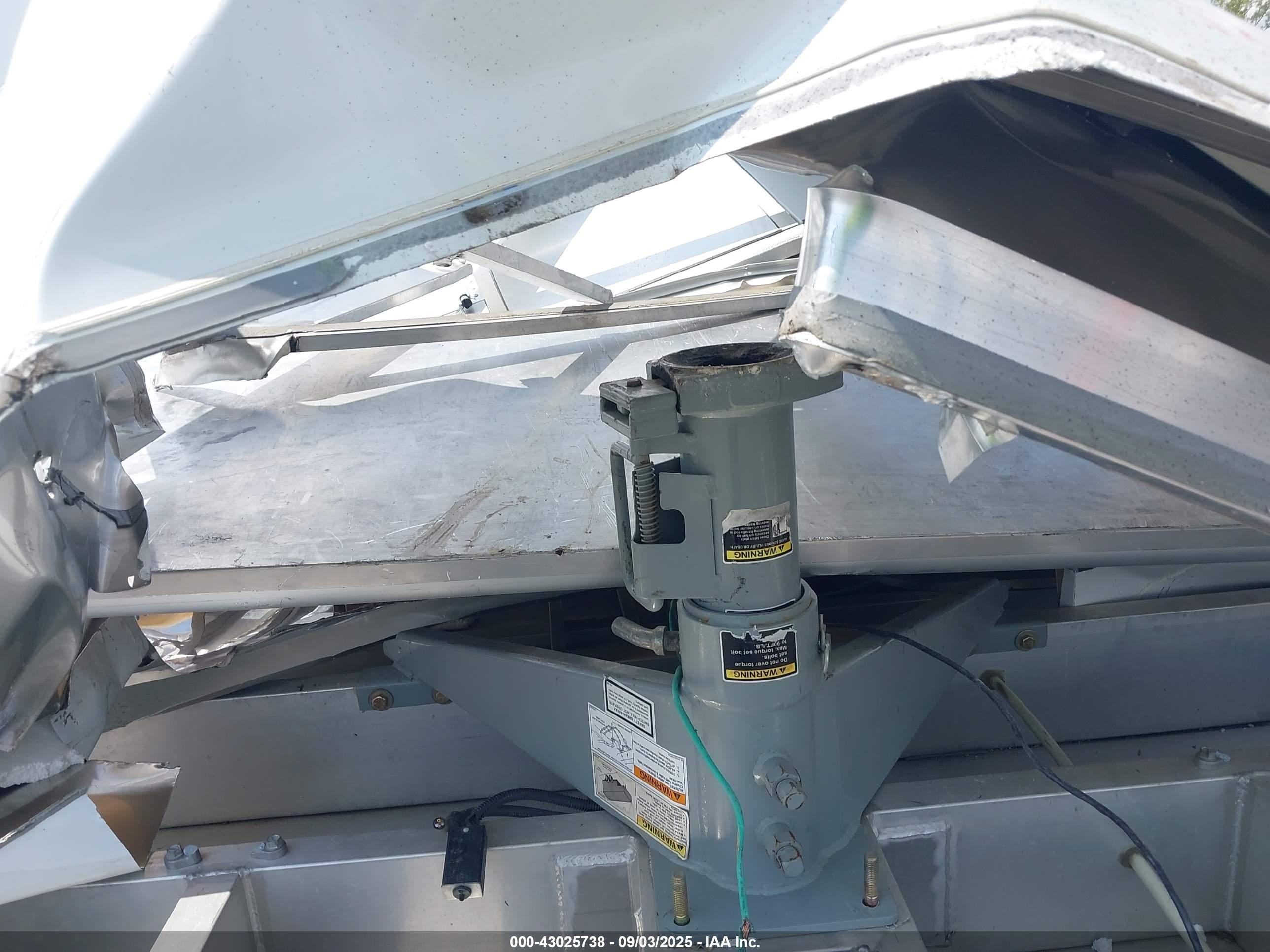 INTECH TRAILER image 7