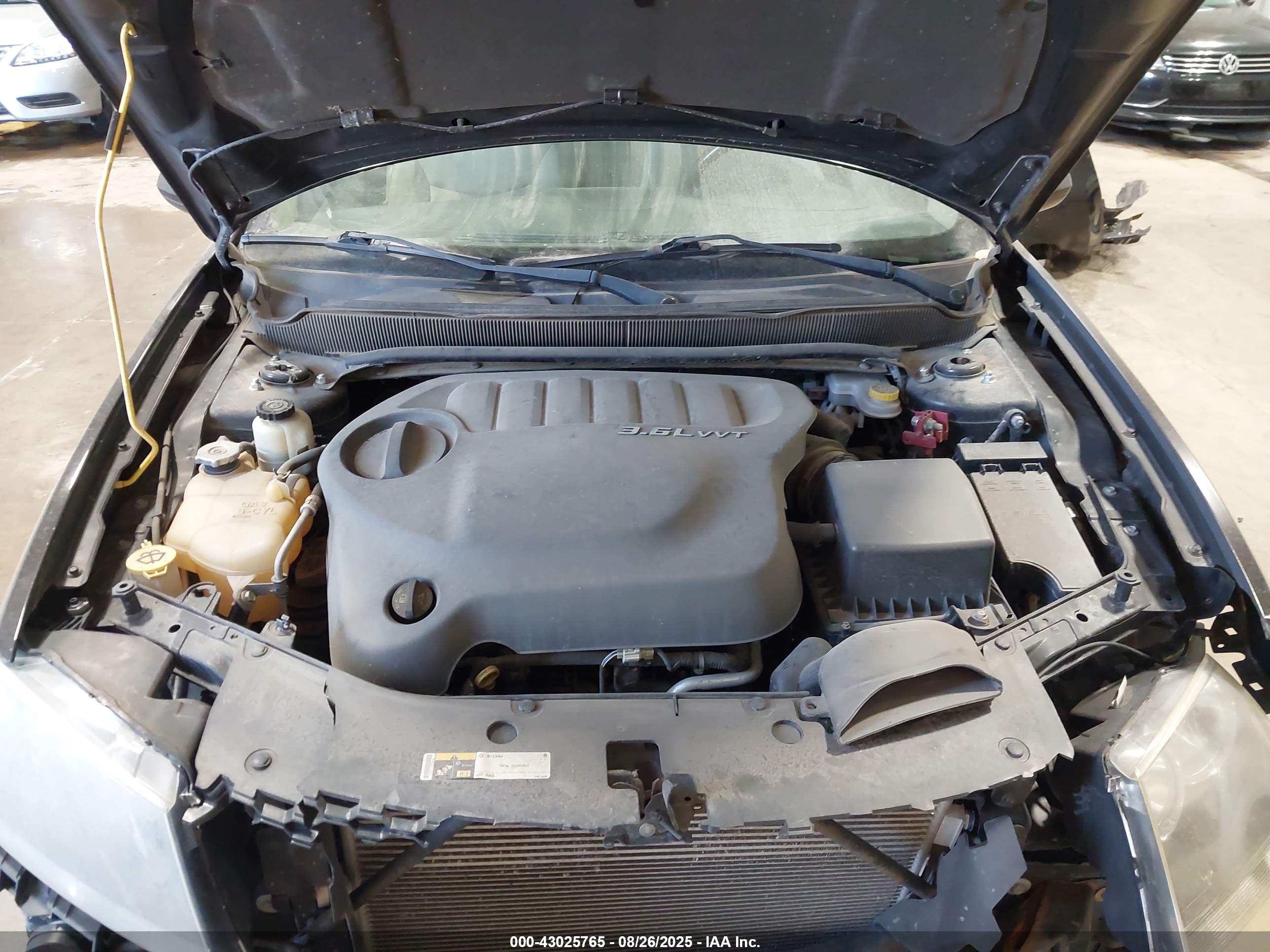 DODGE AVENGER image 10