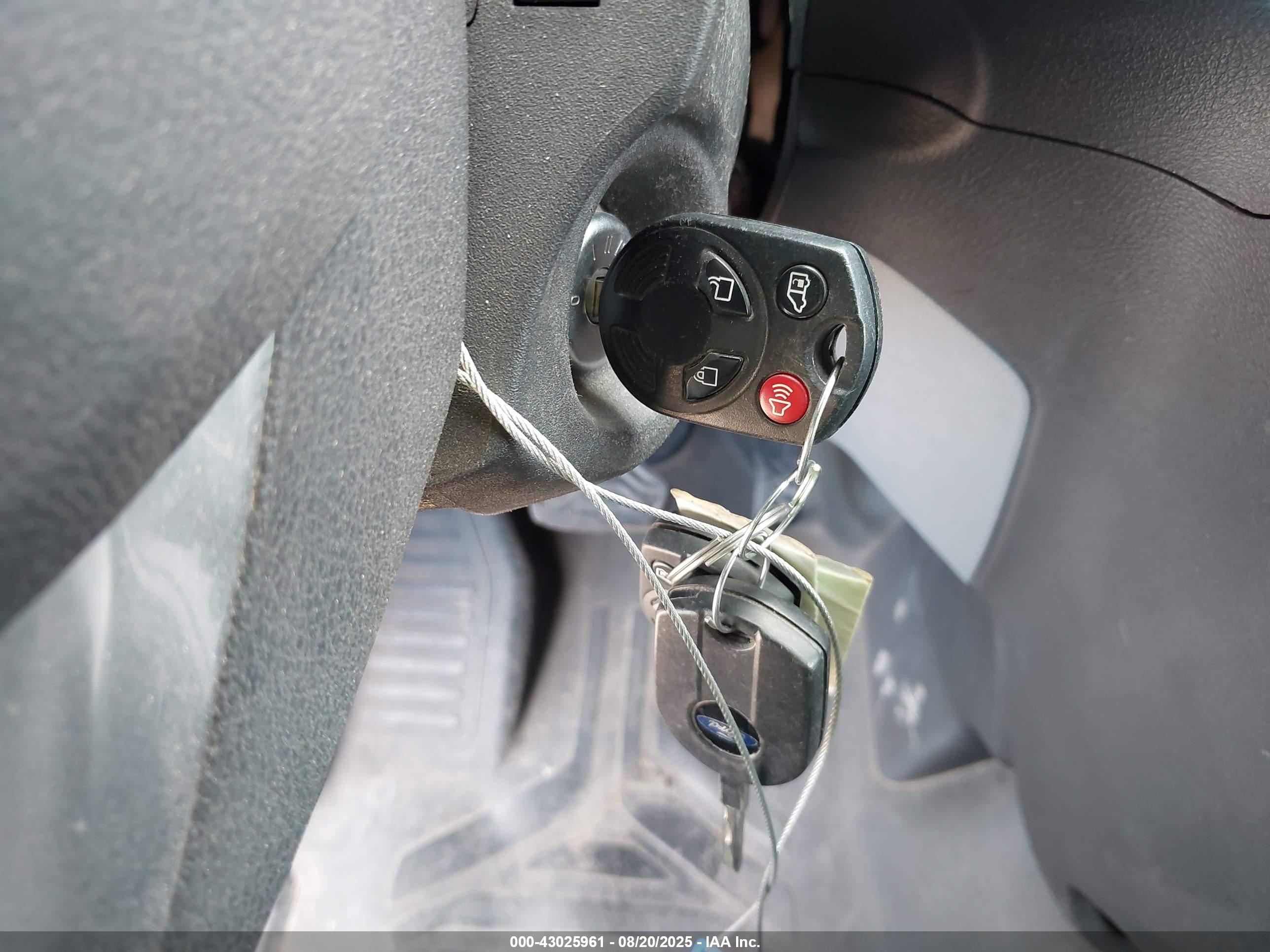 FORD TRANSIT-250 image 11