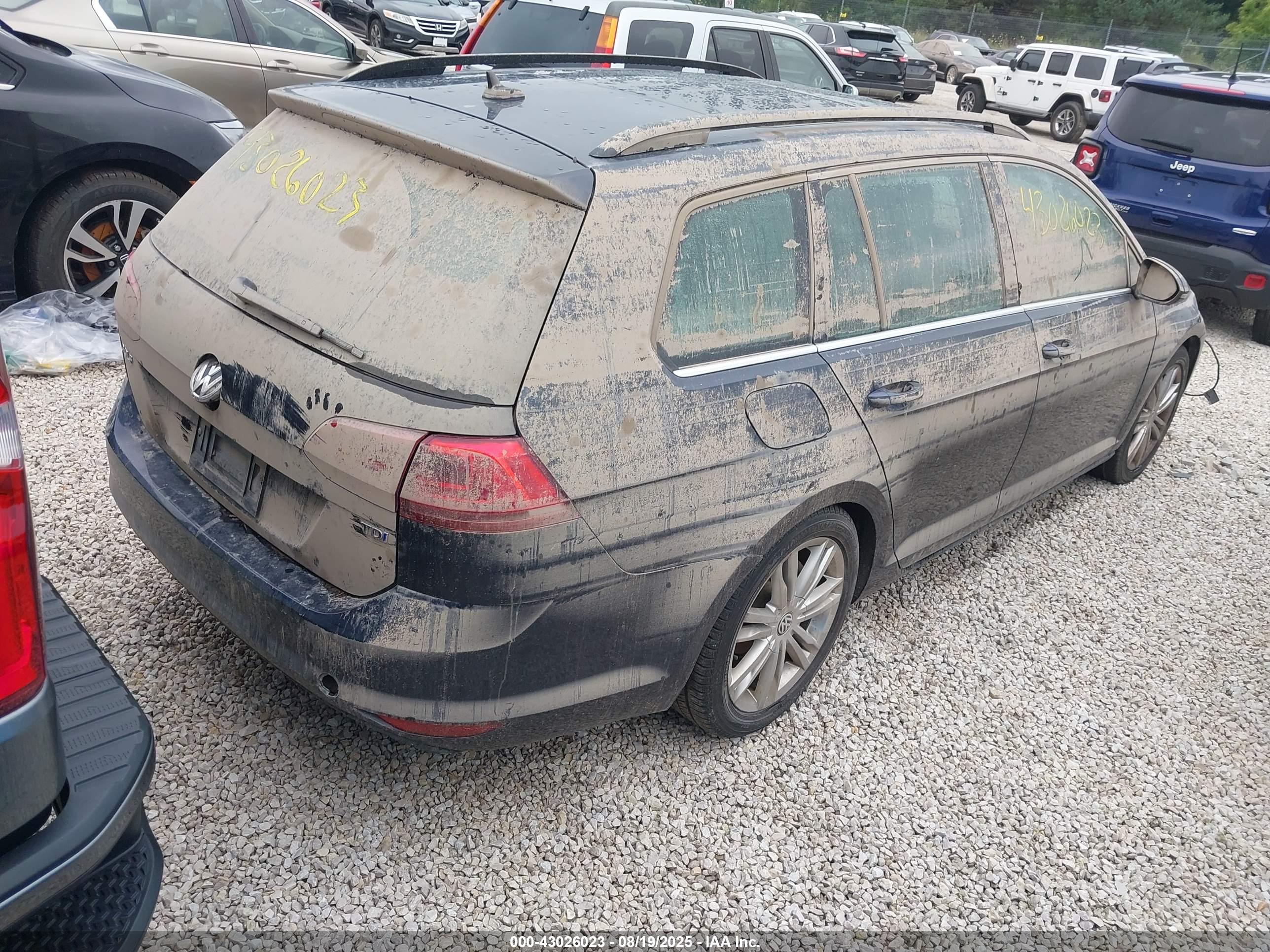 VOLKSWAGEN GOLF image 4