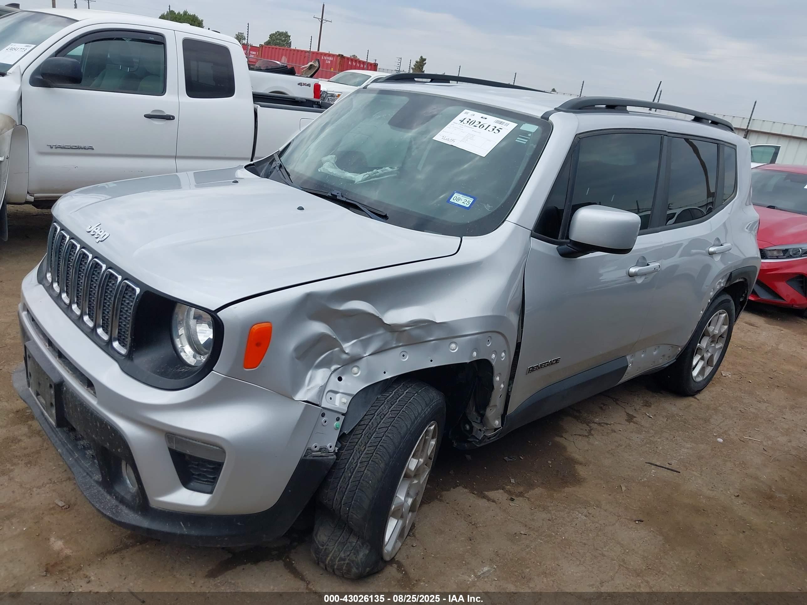 JEEP RENEGADE image 6
