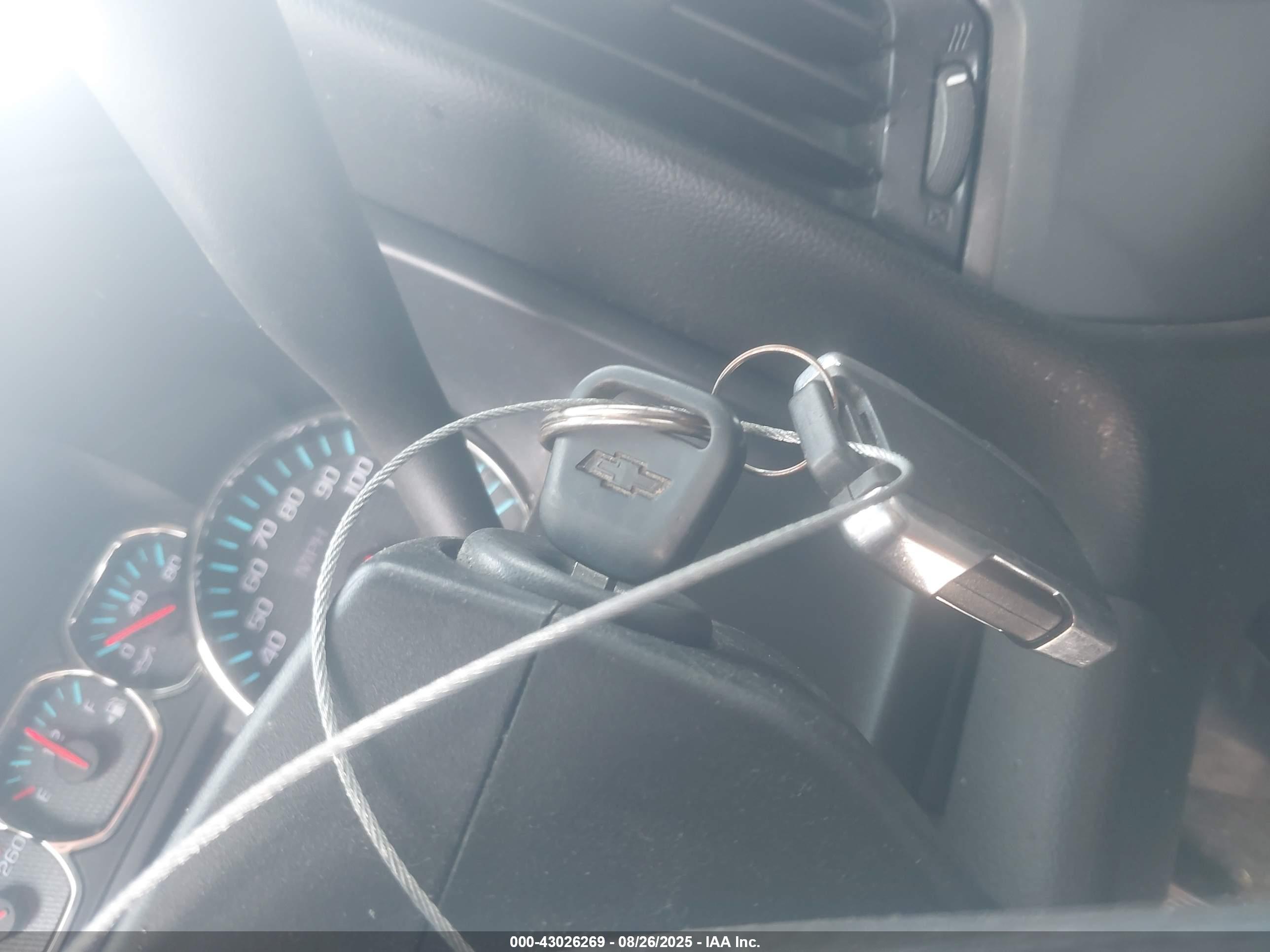 CHEVROLET SILVERADO image 11