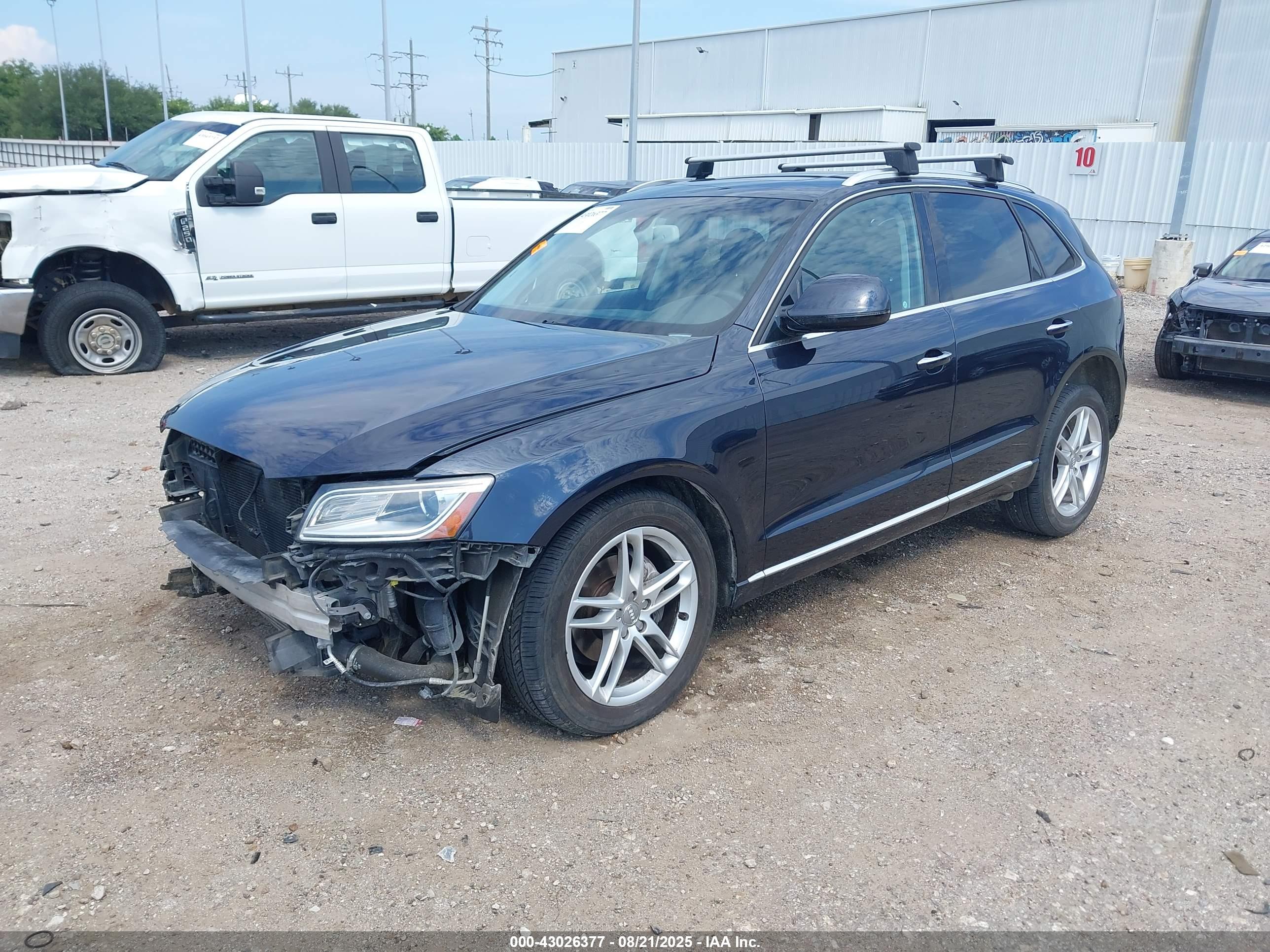 AUDI Q5 image 2