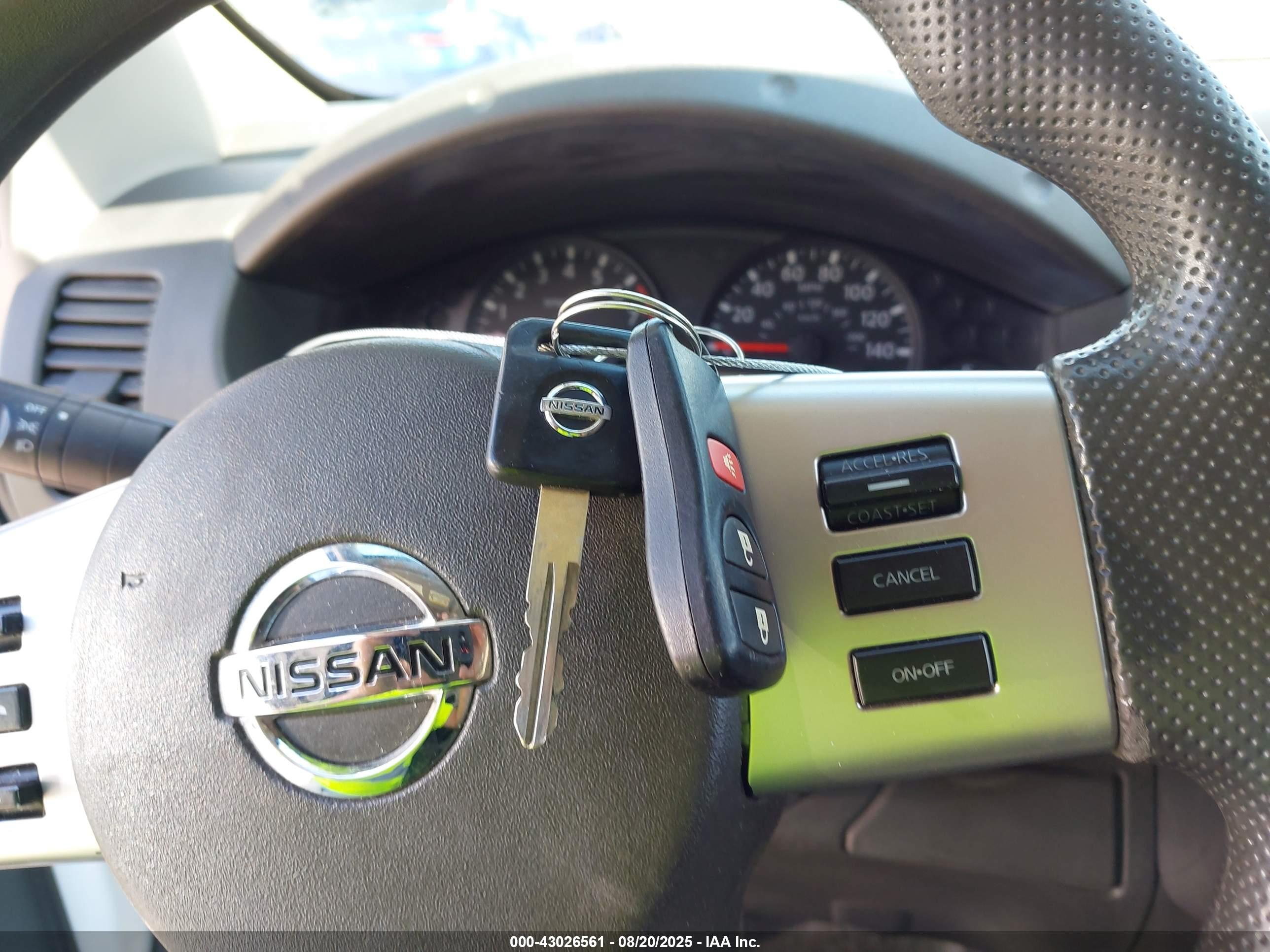 NISSAN FRONTIER image 11