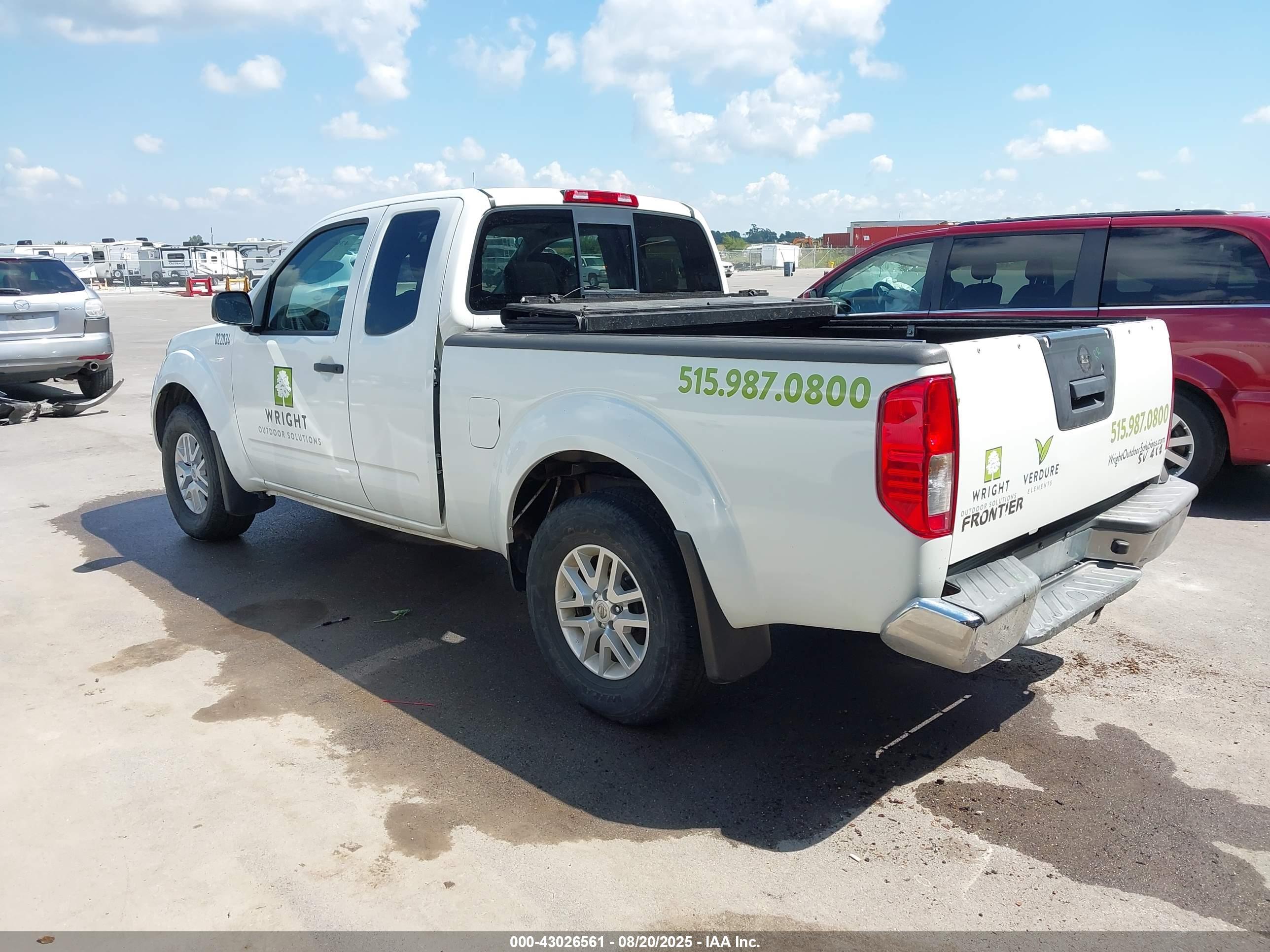 NISSAN FRONTIER image 3