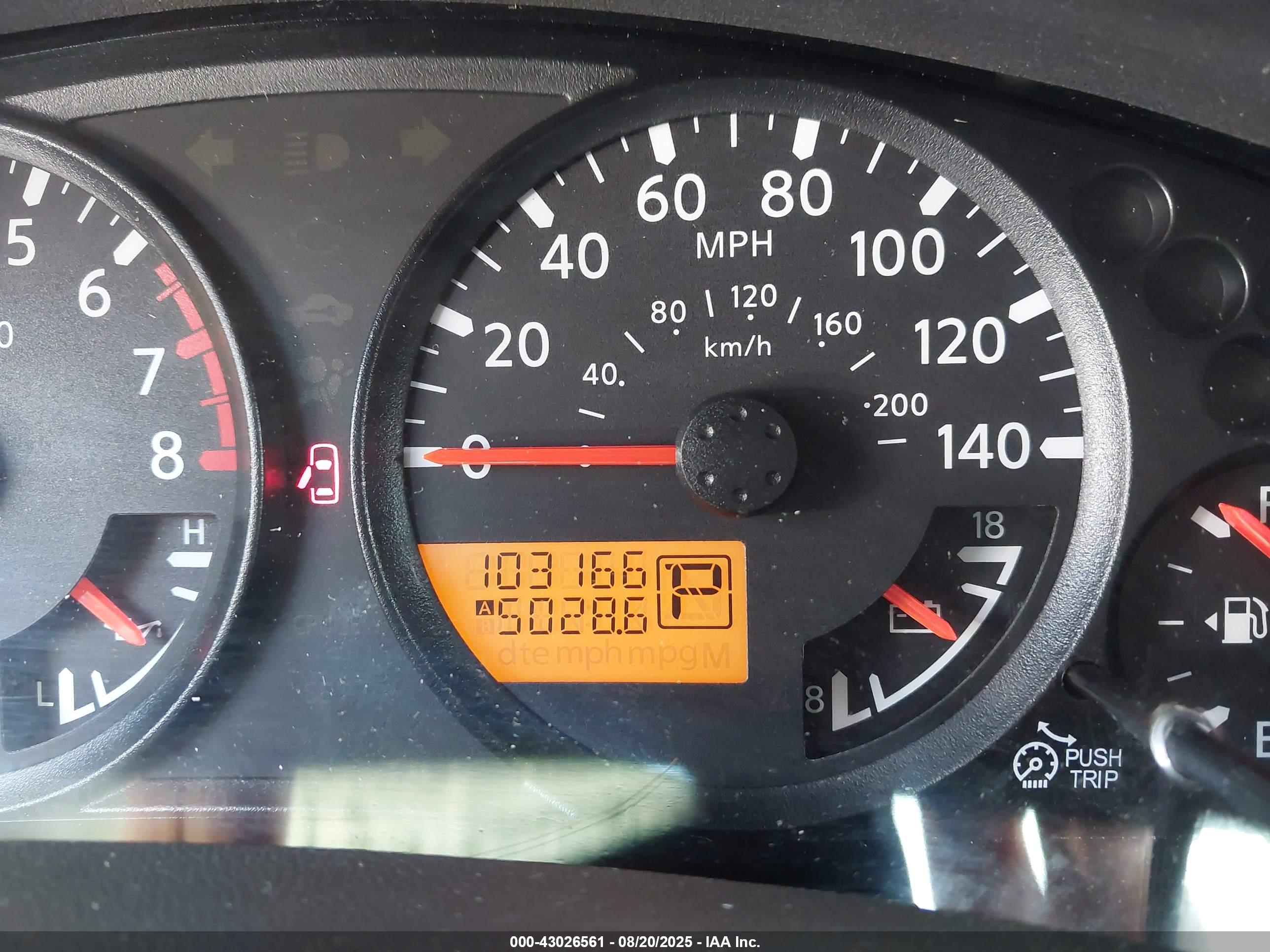 NISSAN FRONTIER image 7