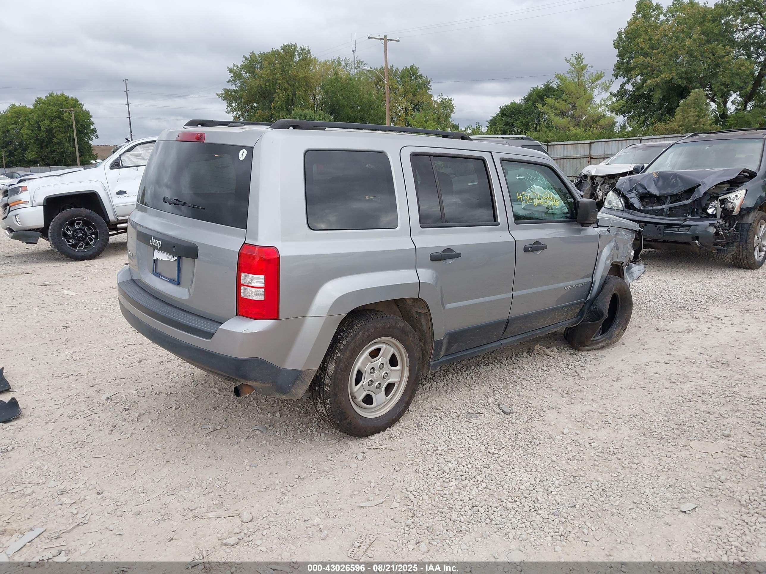 JEEP PATRIOT image 4