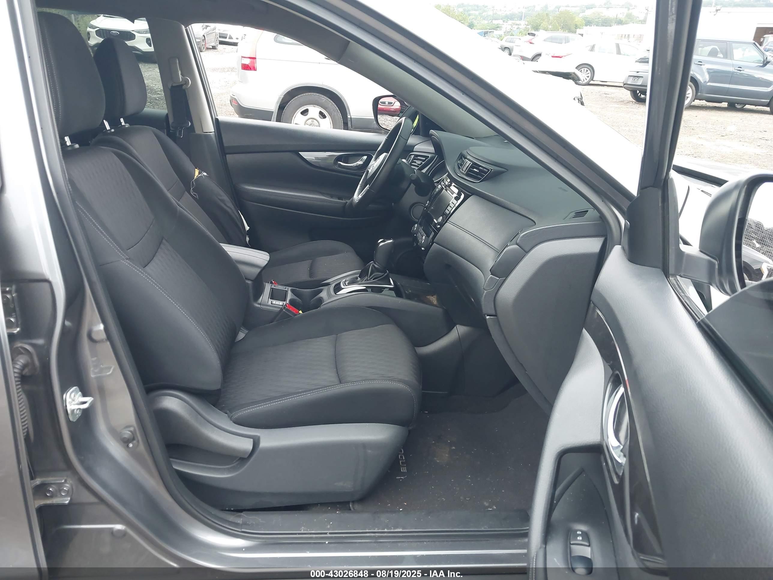 NISSAN ROGUE image 5