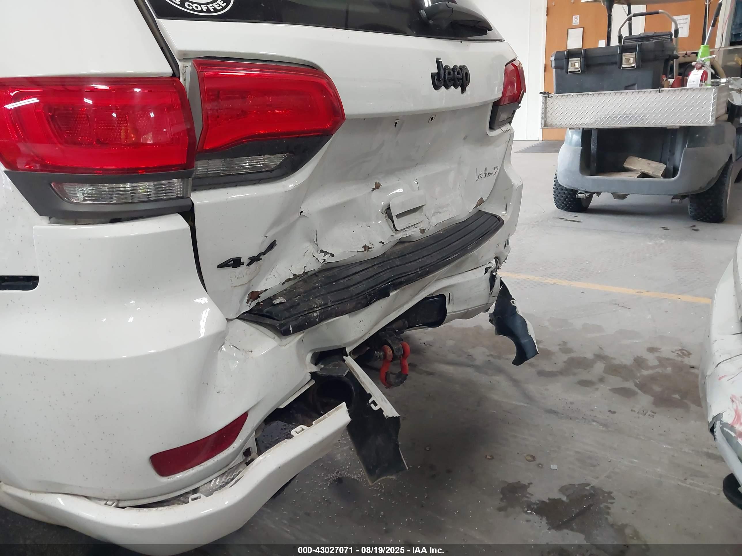 JEEP GRAND image 6