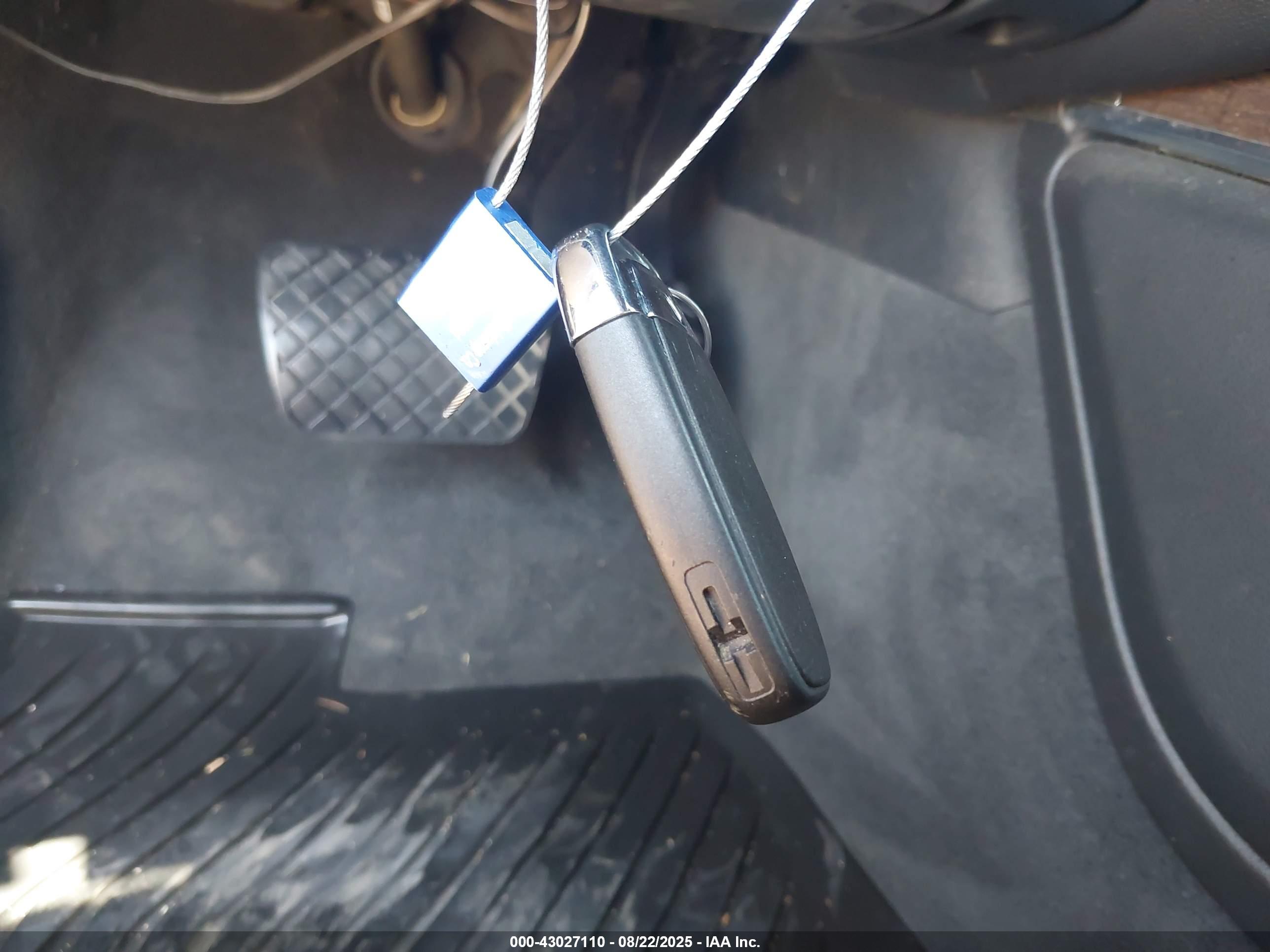 AUDI A6 image 11