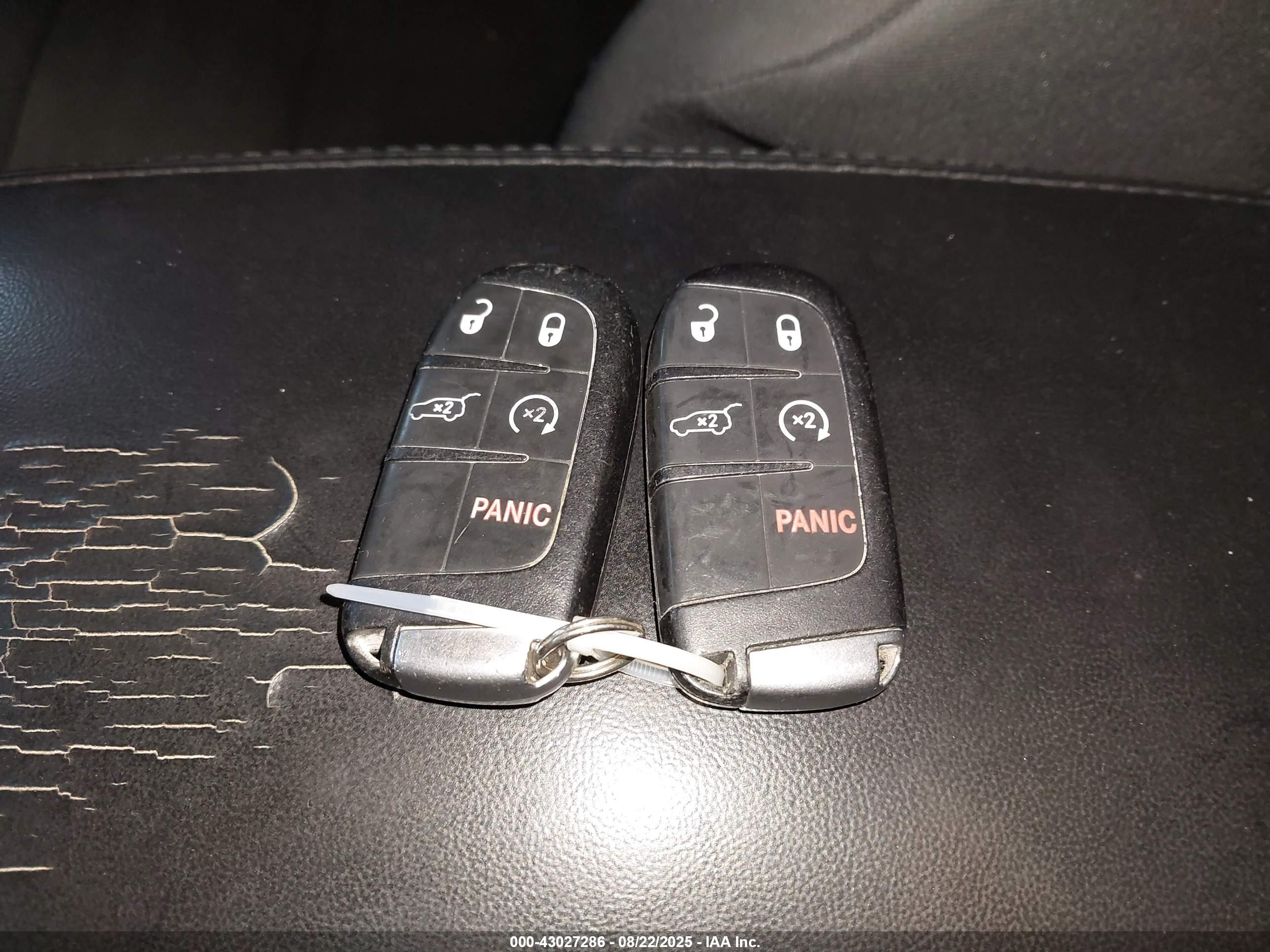 JEEP GRAND image 11