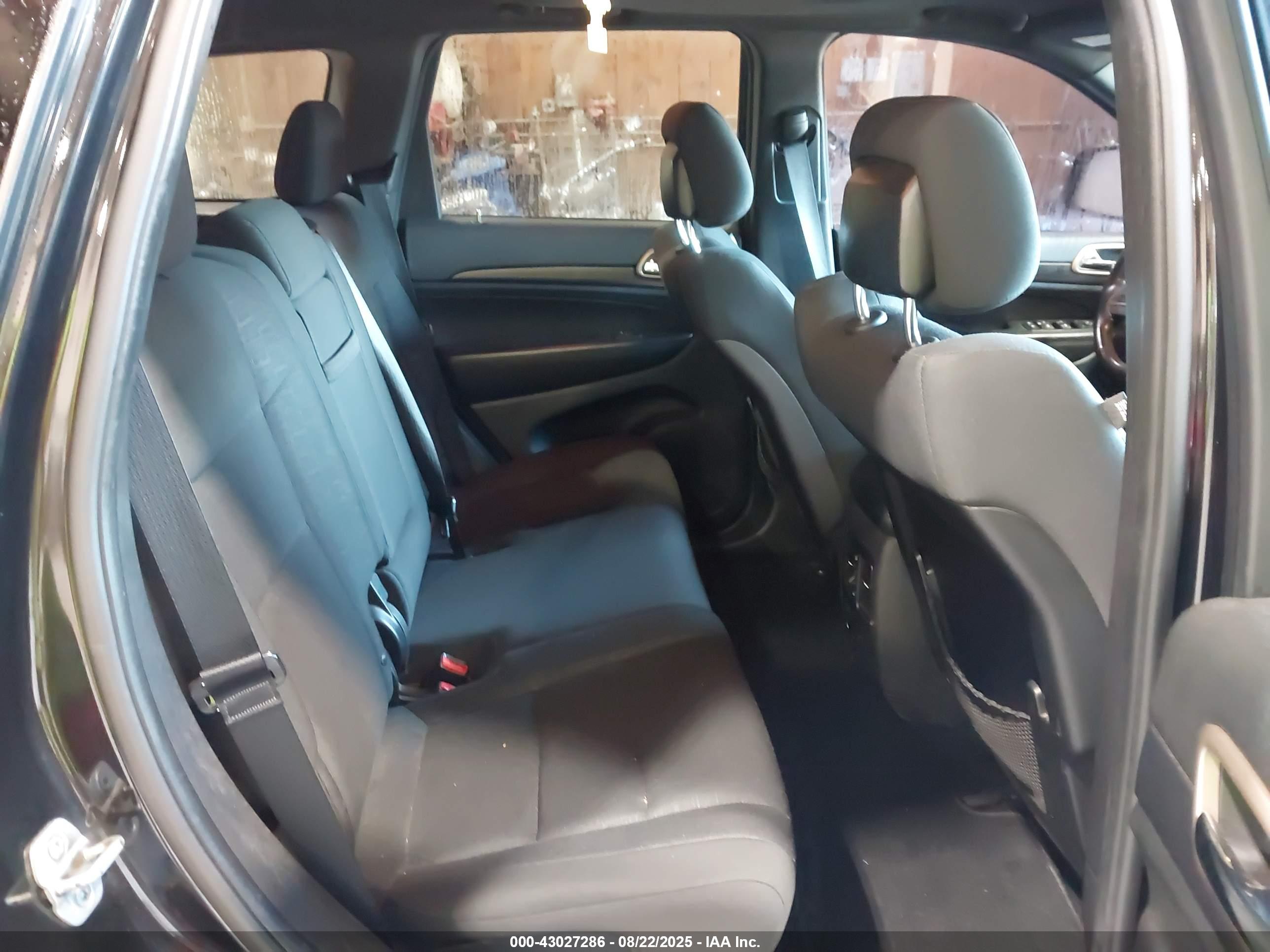 JEEP GRAND image 8