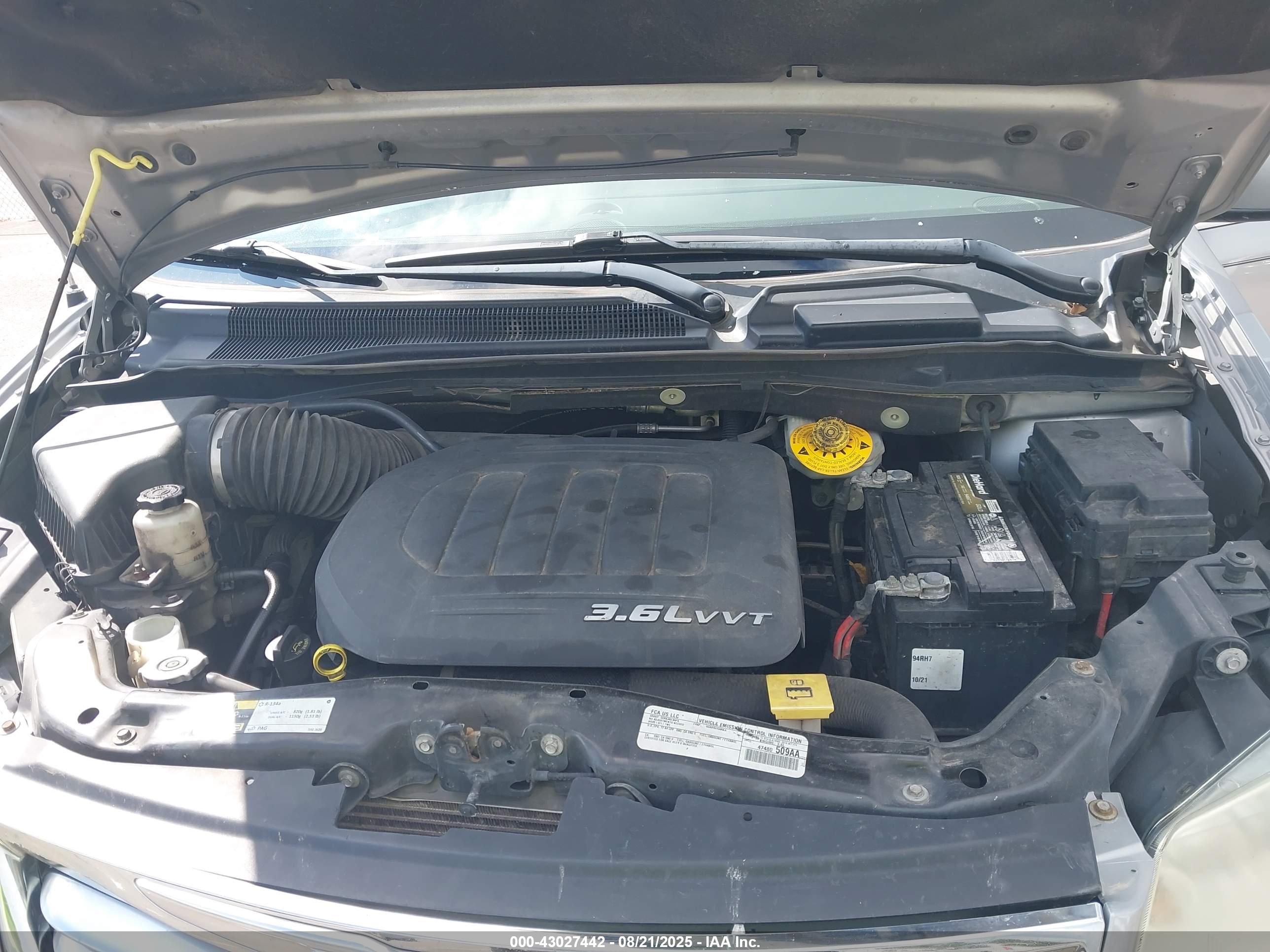 CHRYSLER TOWN image 10