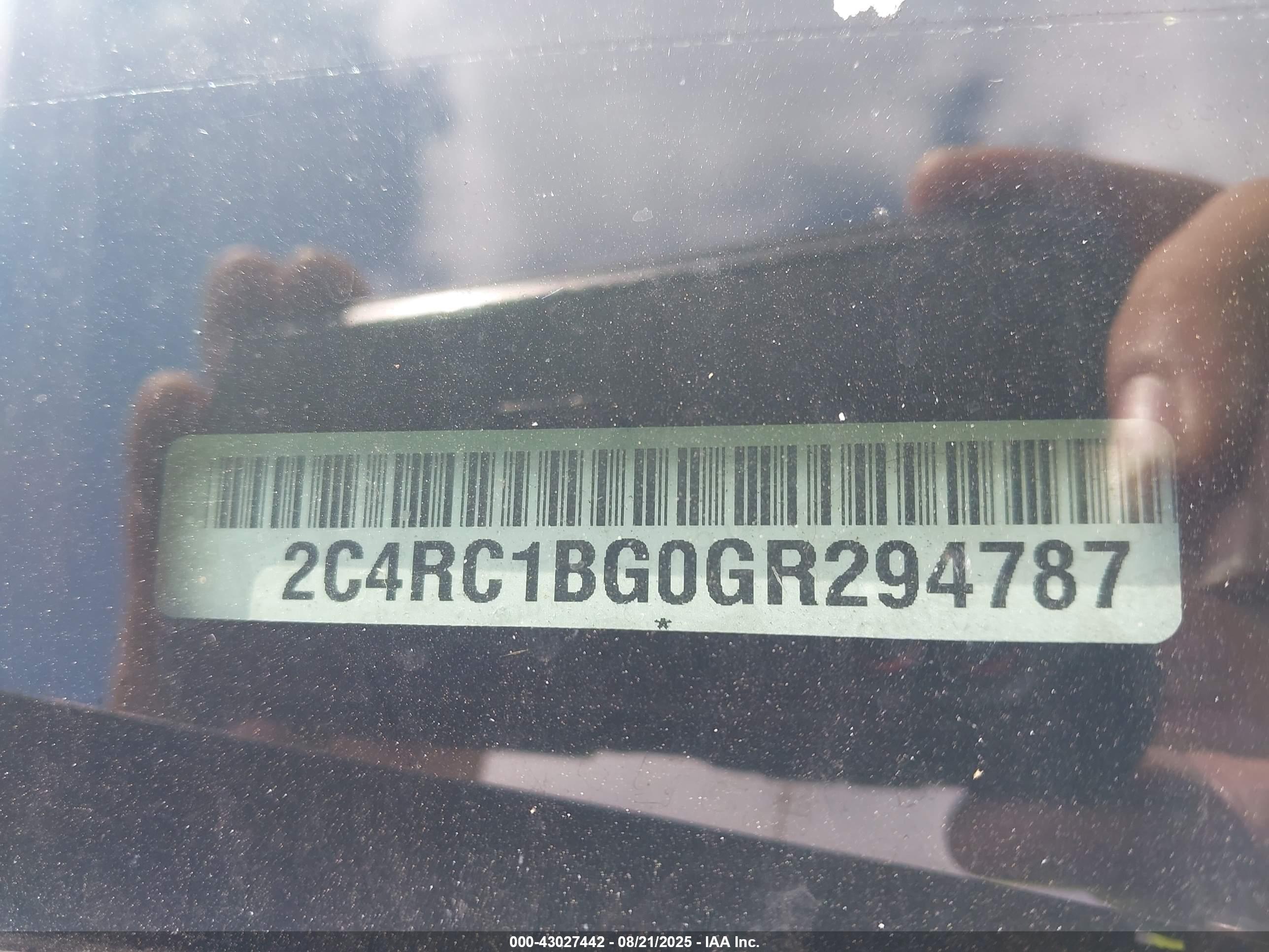 CHRYSLER TOWN image 9