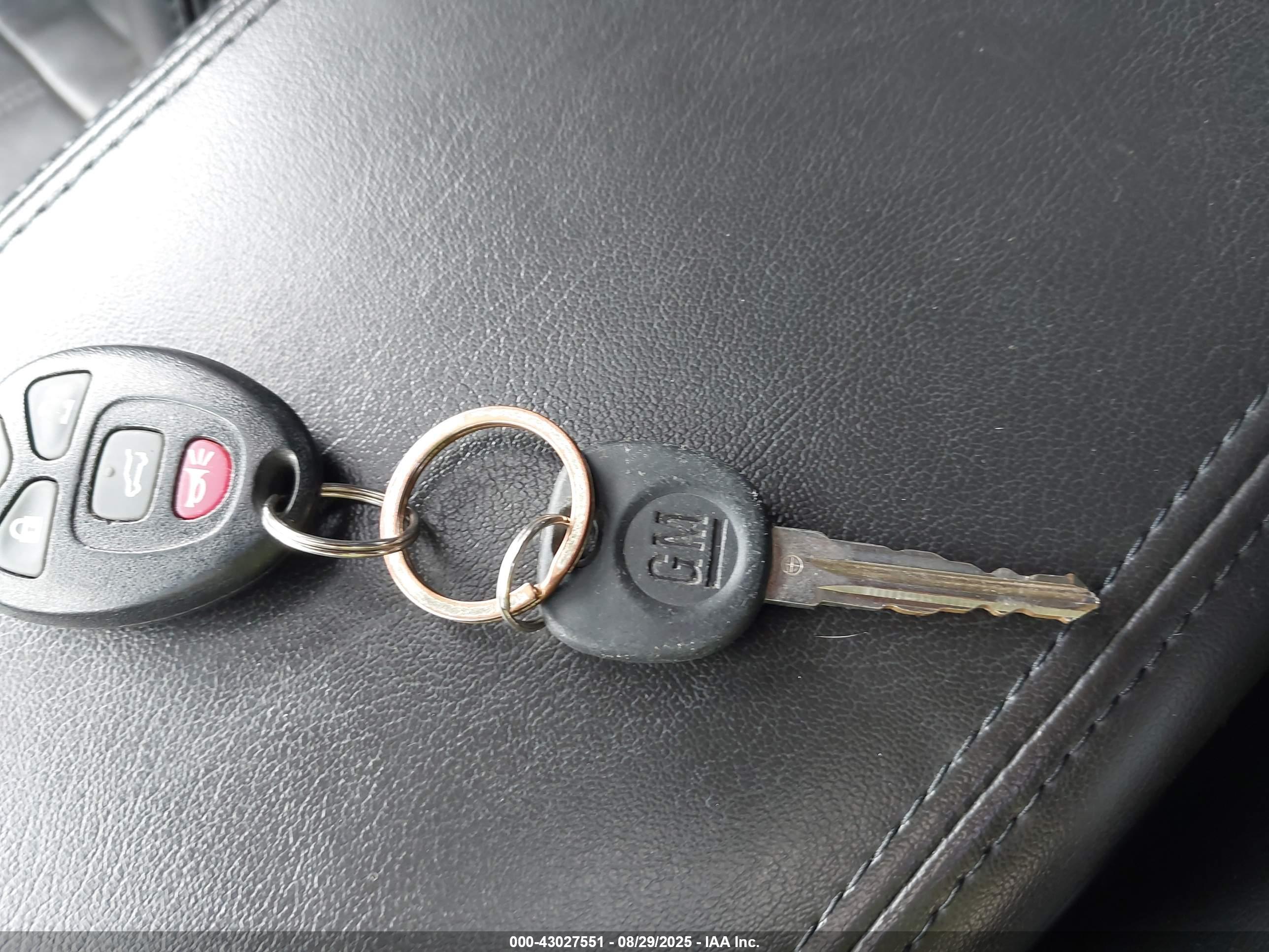 GMC ACADIA image 11