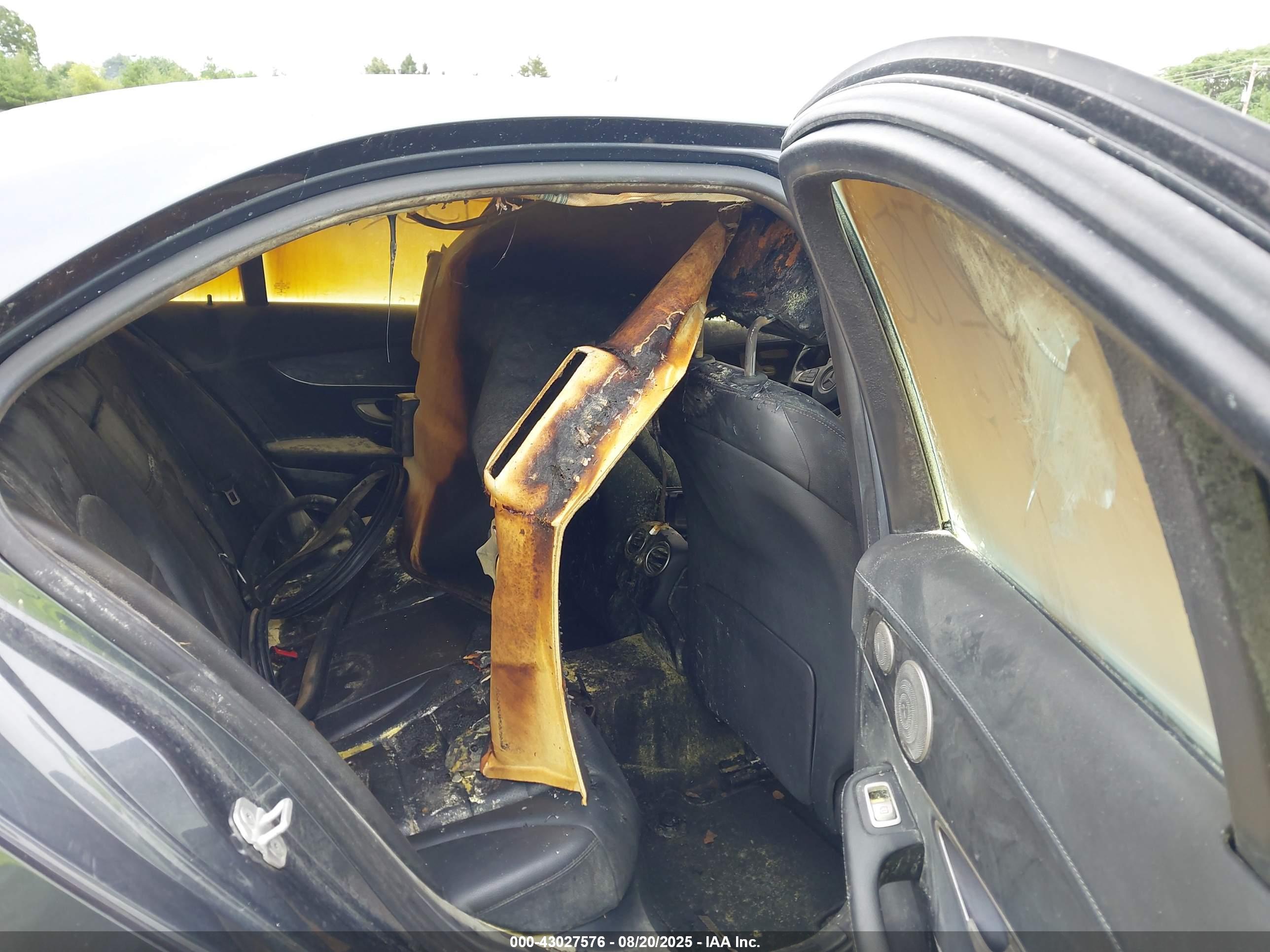 MERCEDES-BENZ C image 8