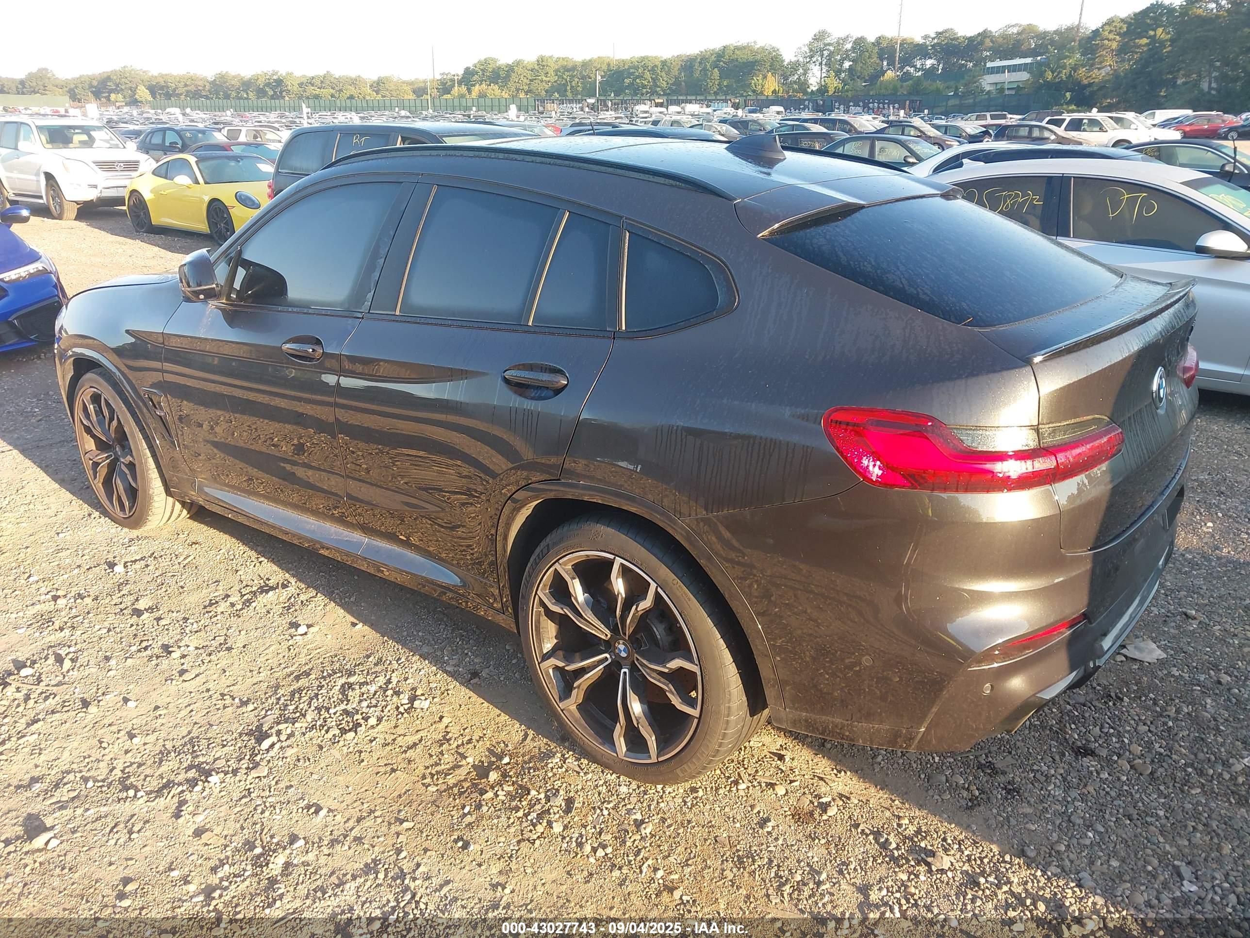 BMW X4 image 3