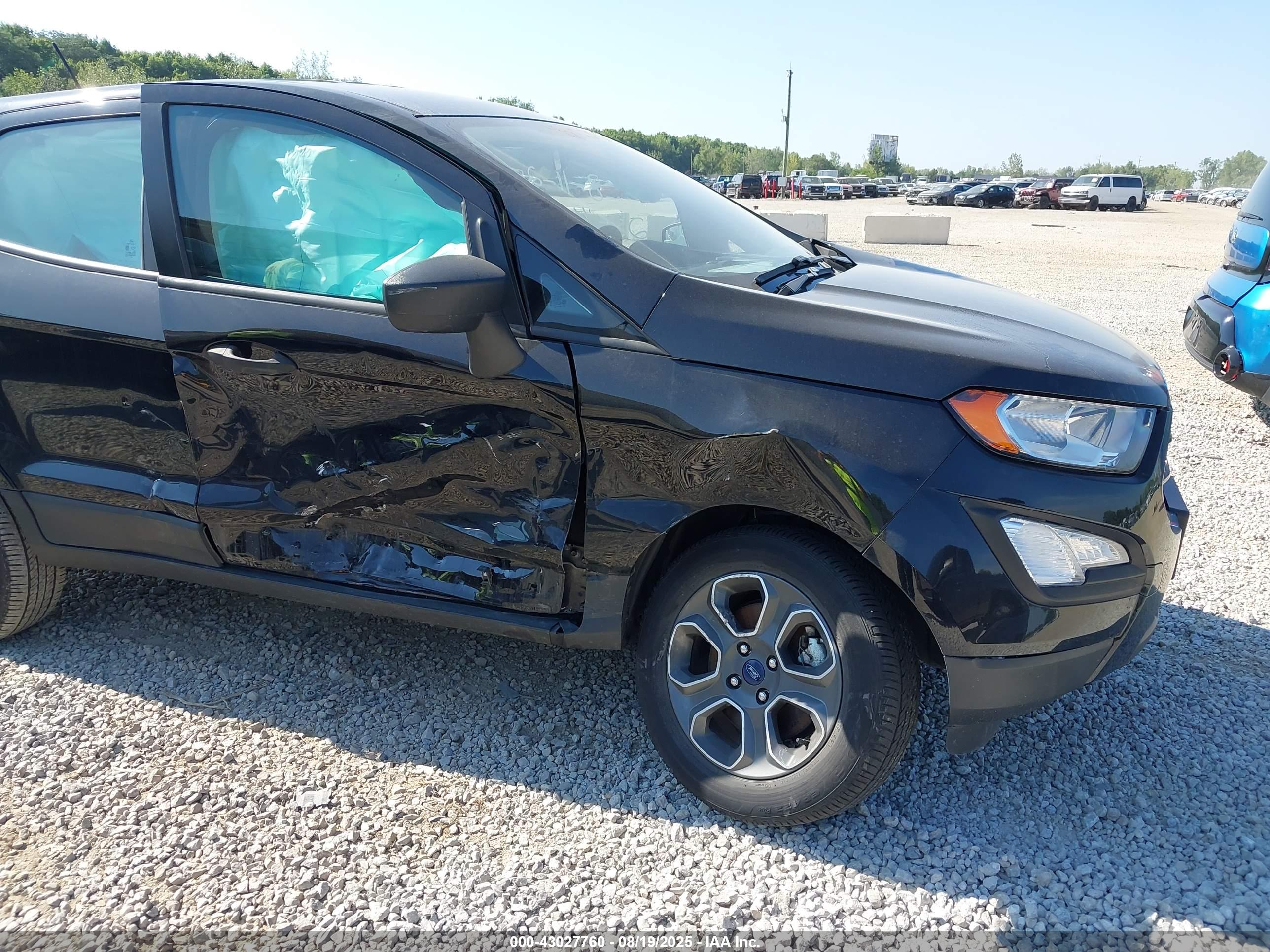 FORD ECOSPORT image 6