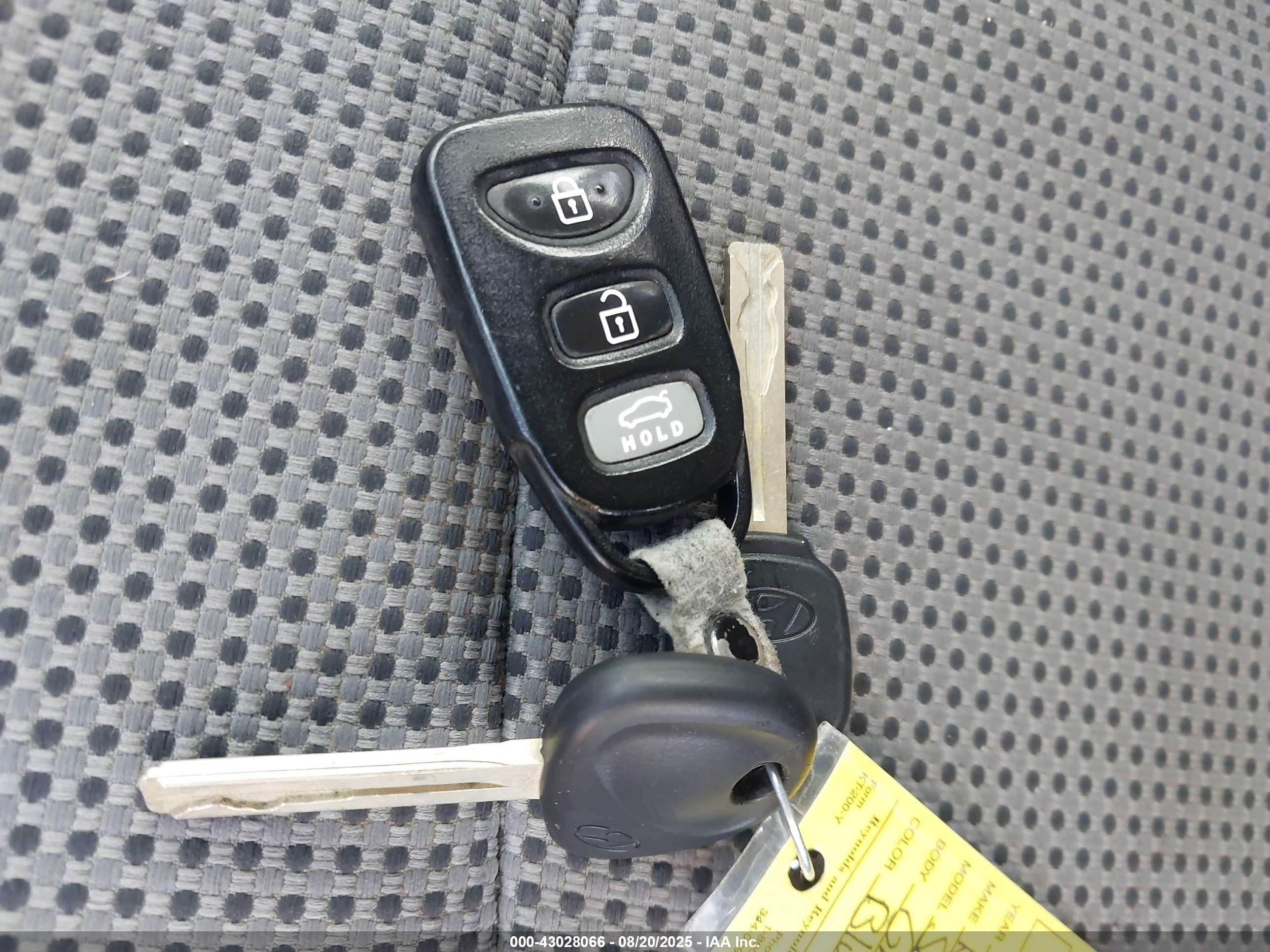 HYUNDAI SONATA image 11