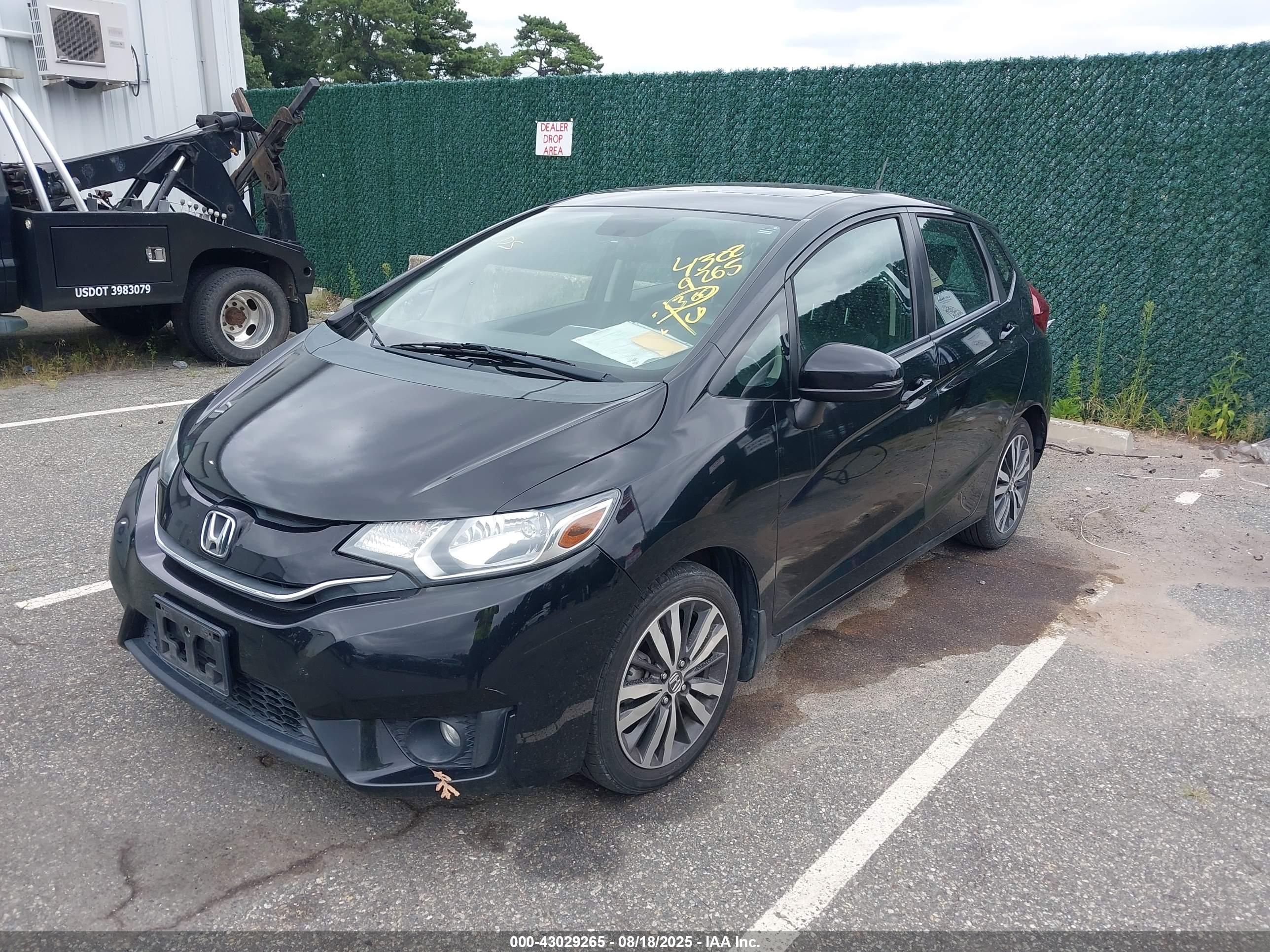 HONDA FIT image 2