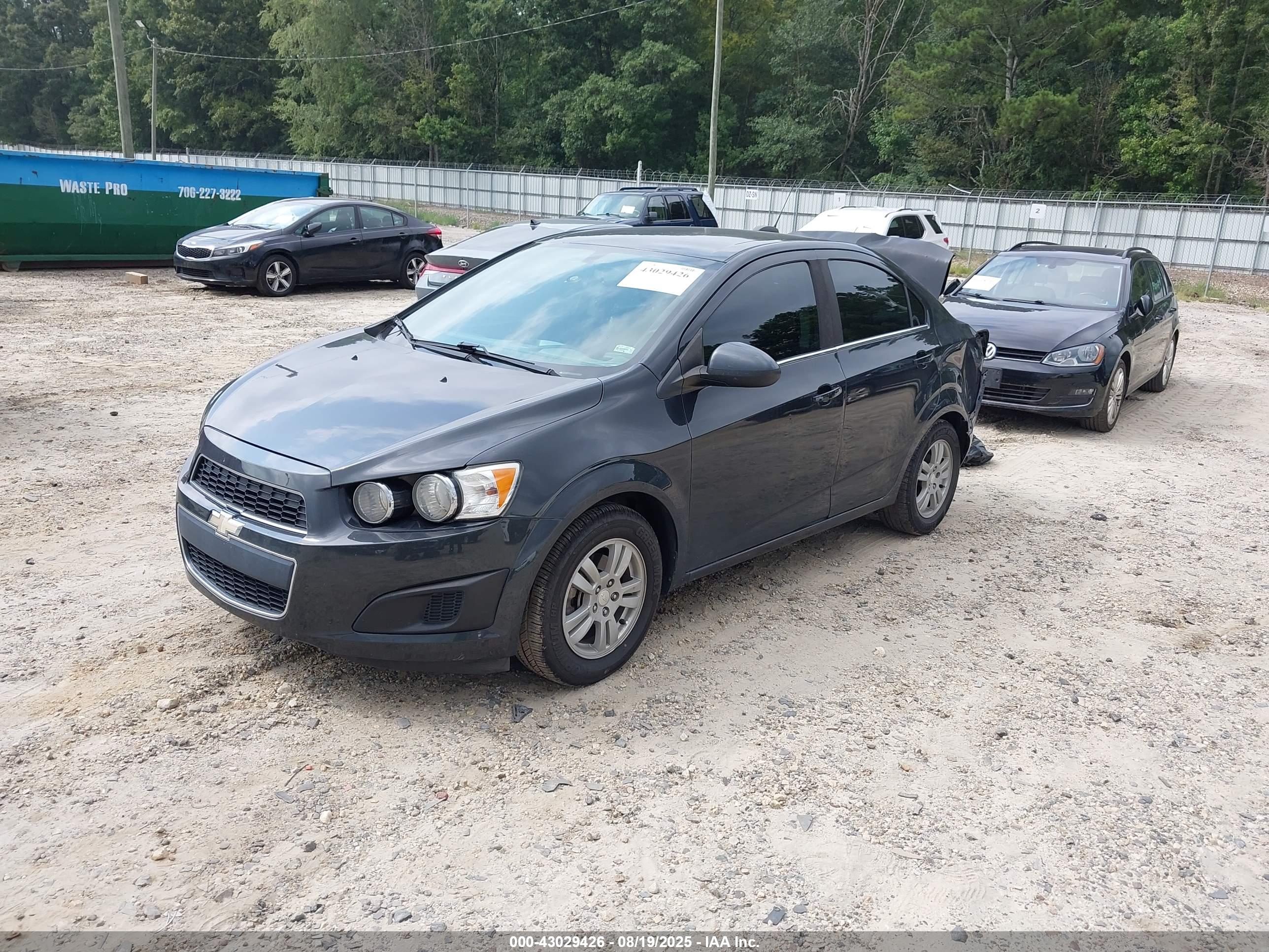 CHEVROLET SONIC image 2