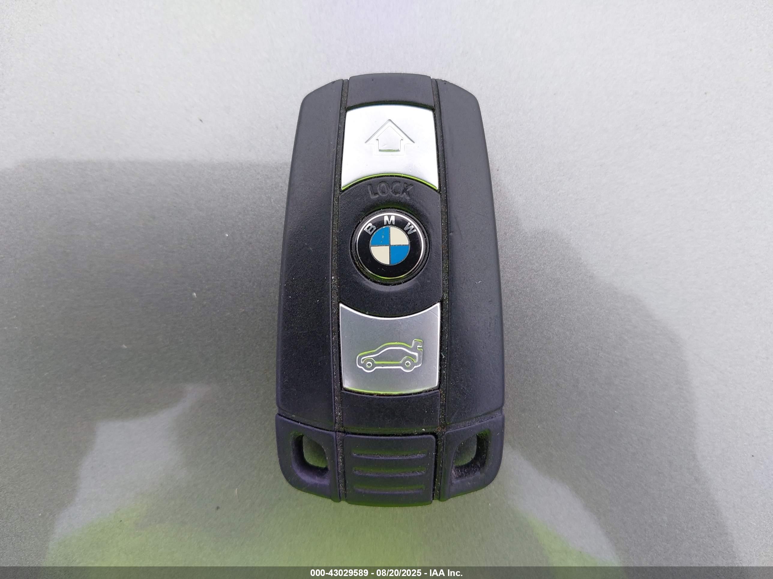 BMW 328I image 11