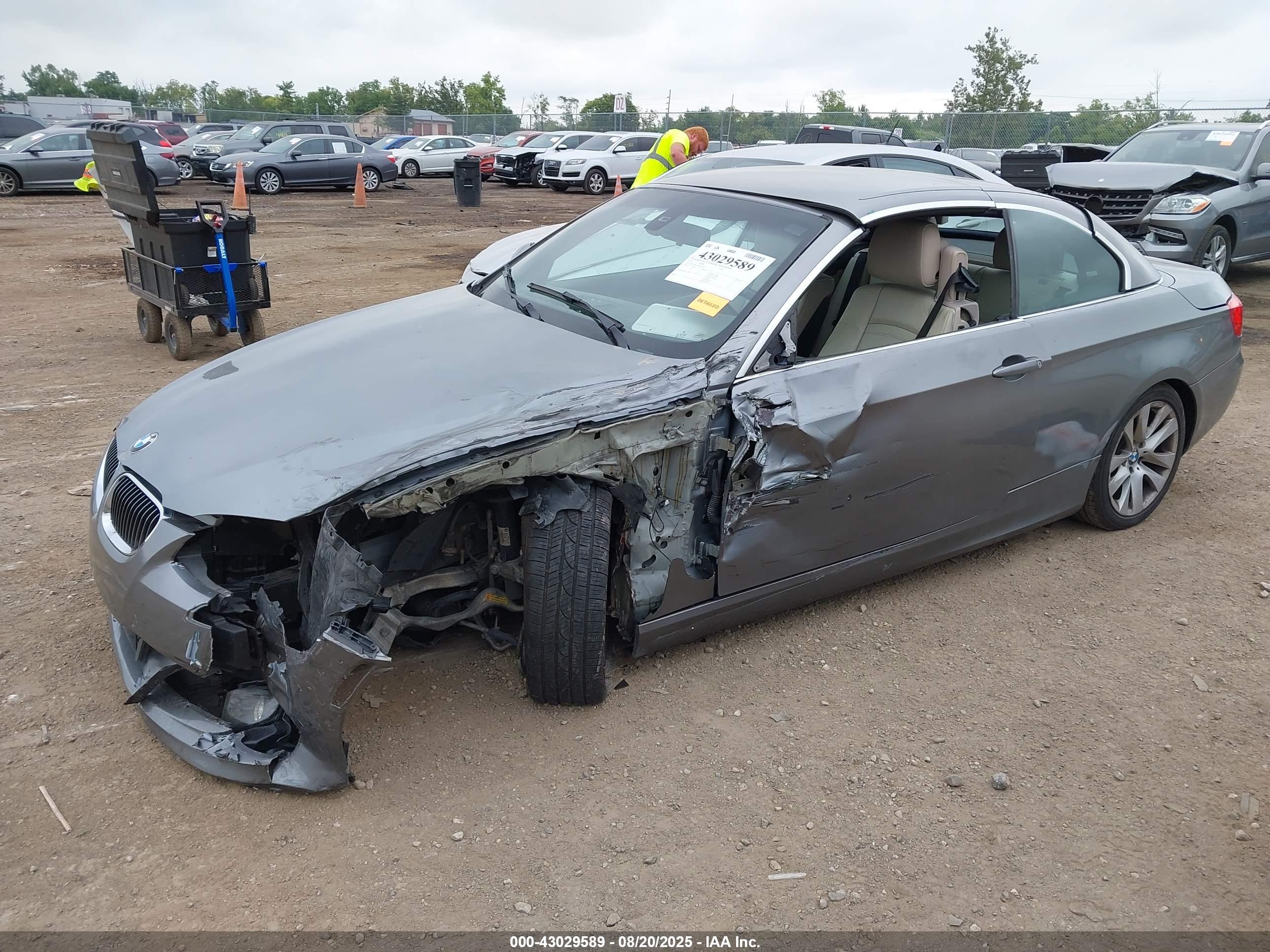 BMW 328I image 2