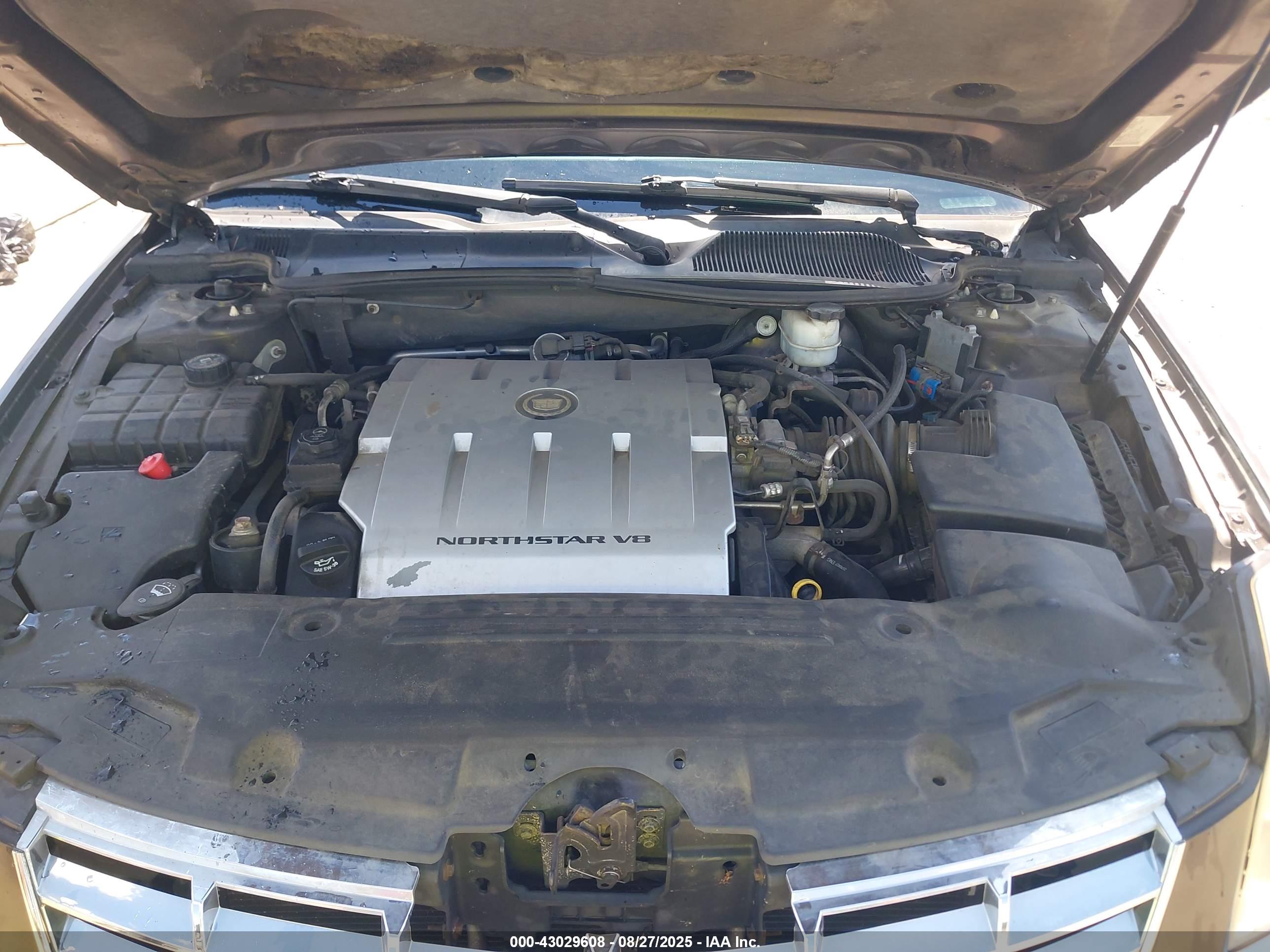 CADILLAC DTS image 10