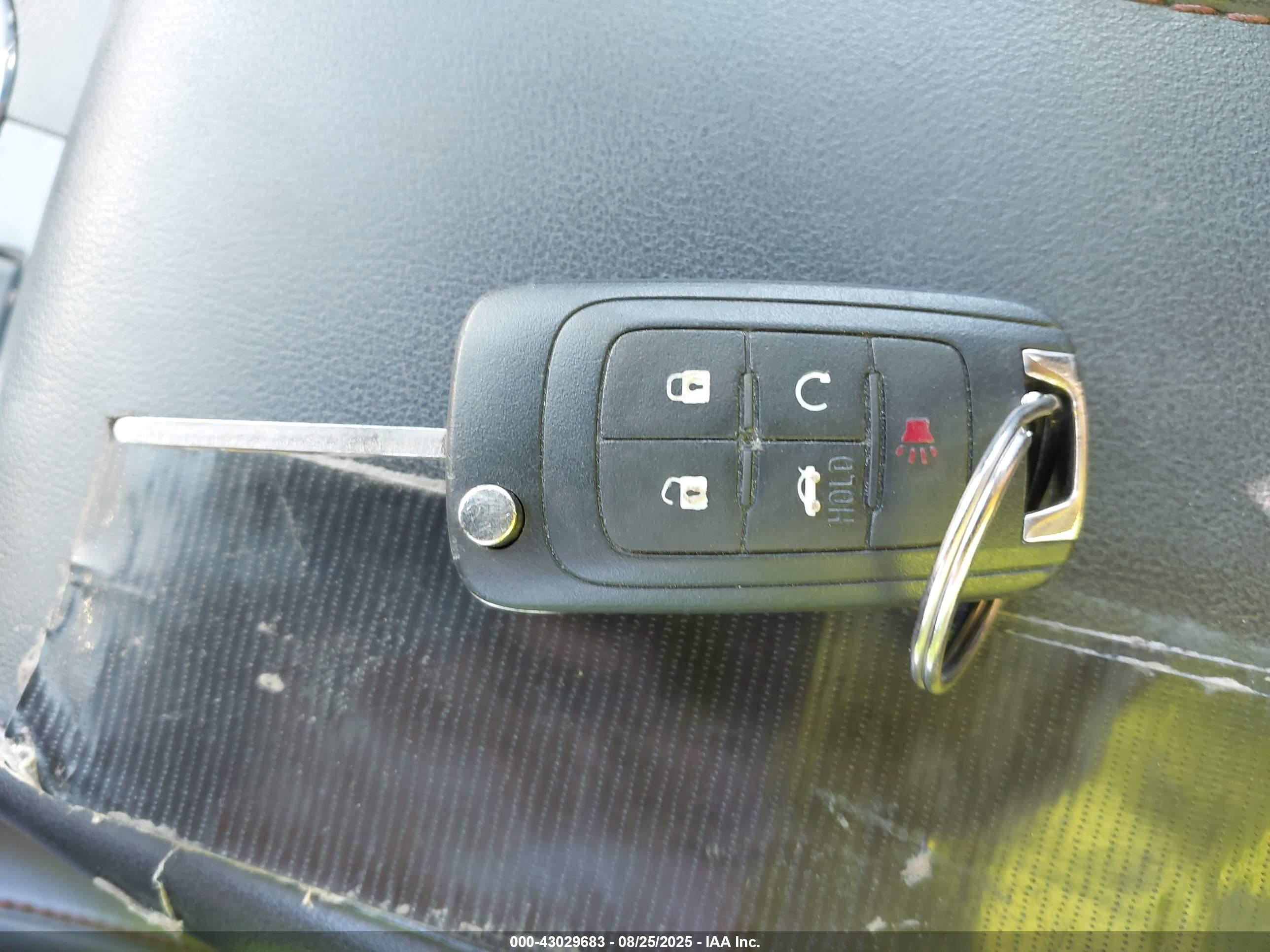 GMC TERRAIN image 11