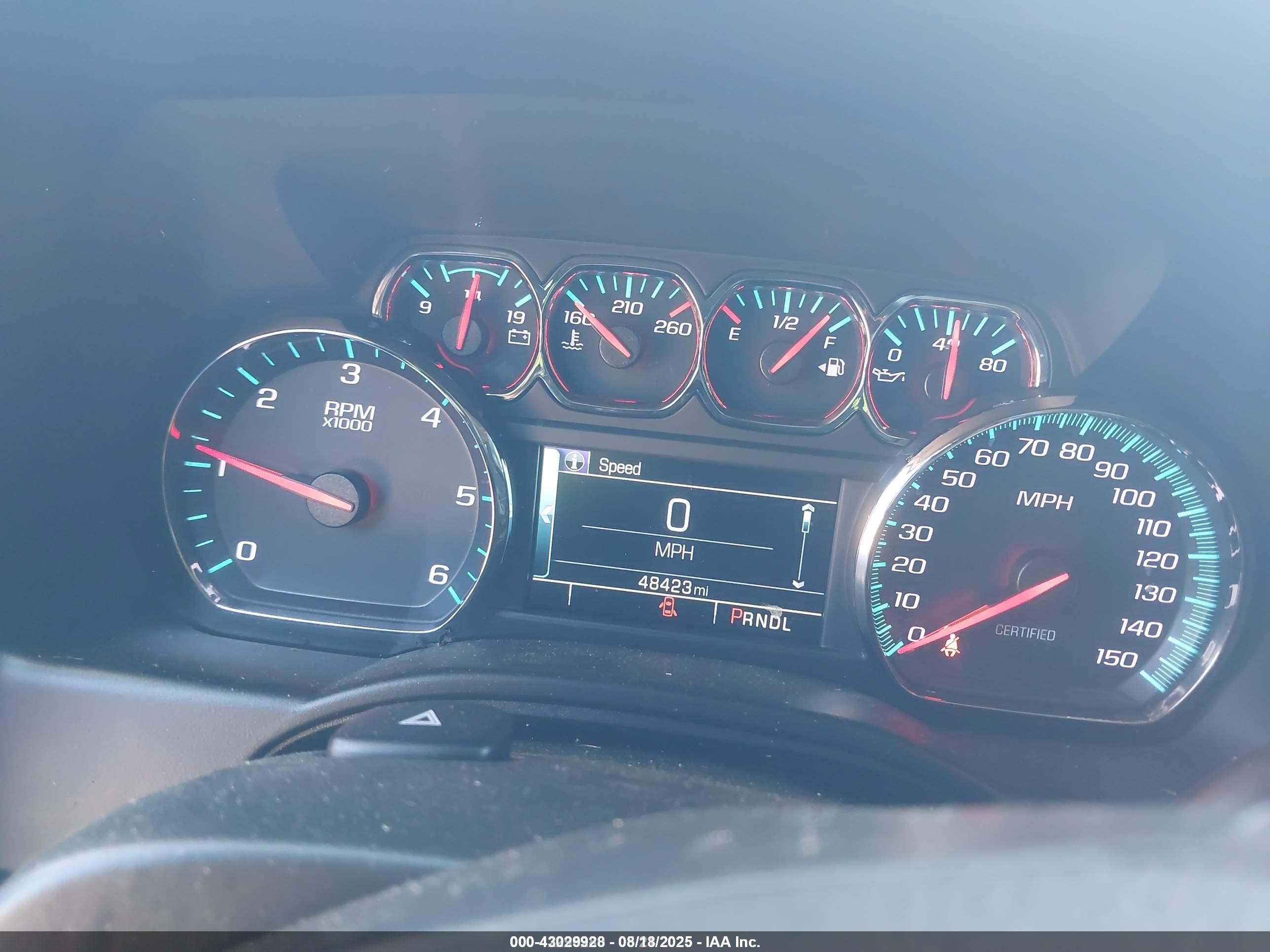 CHEVROLET TAHOE image 7