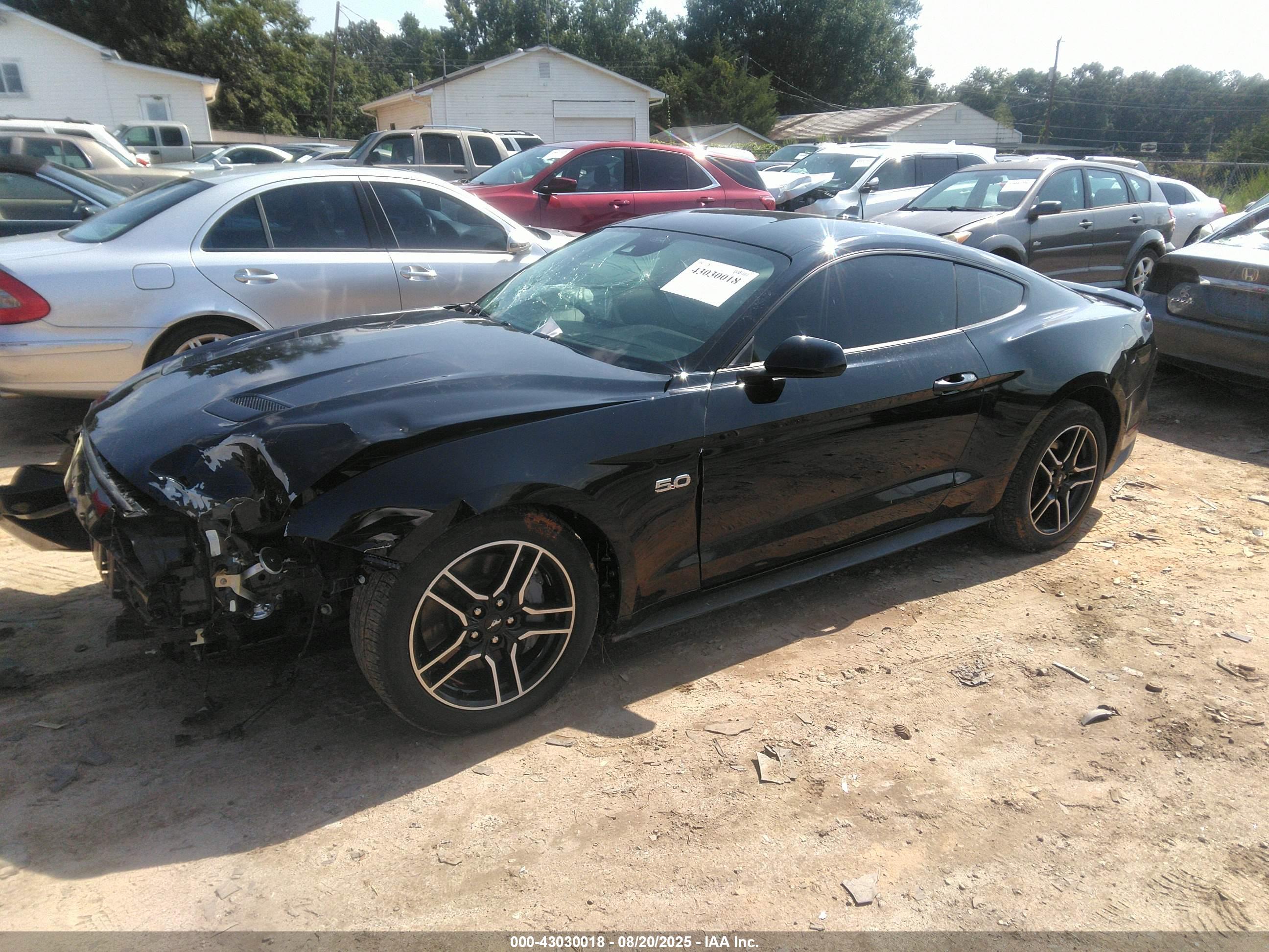 FORD MUSTANG image 2
