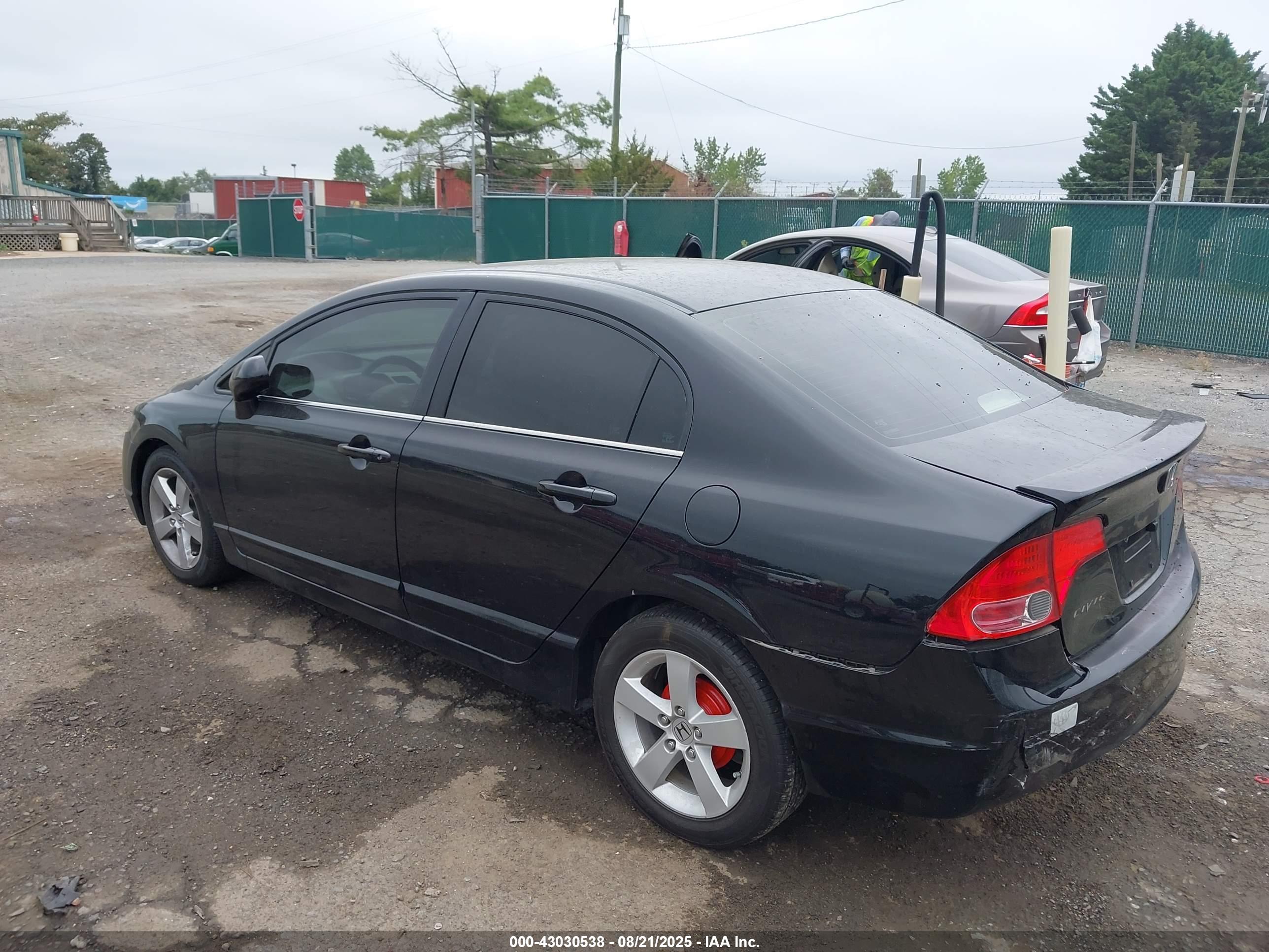 HONDA CIVIC image 3